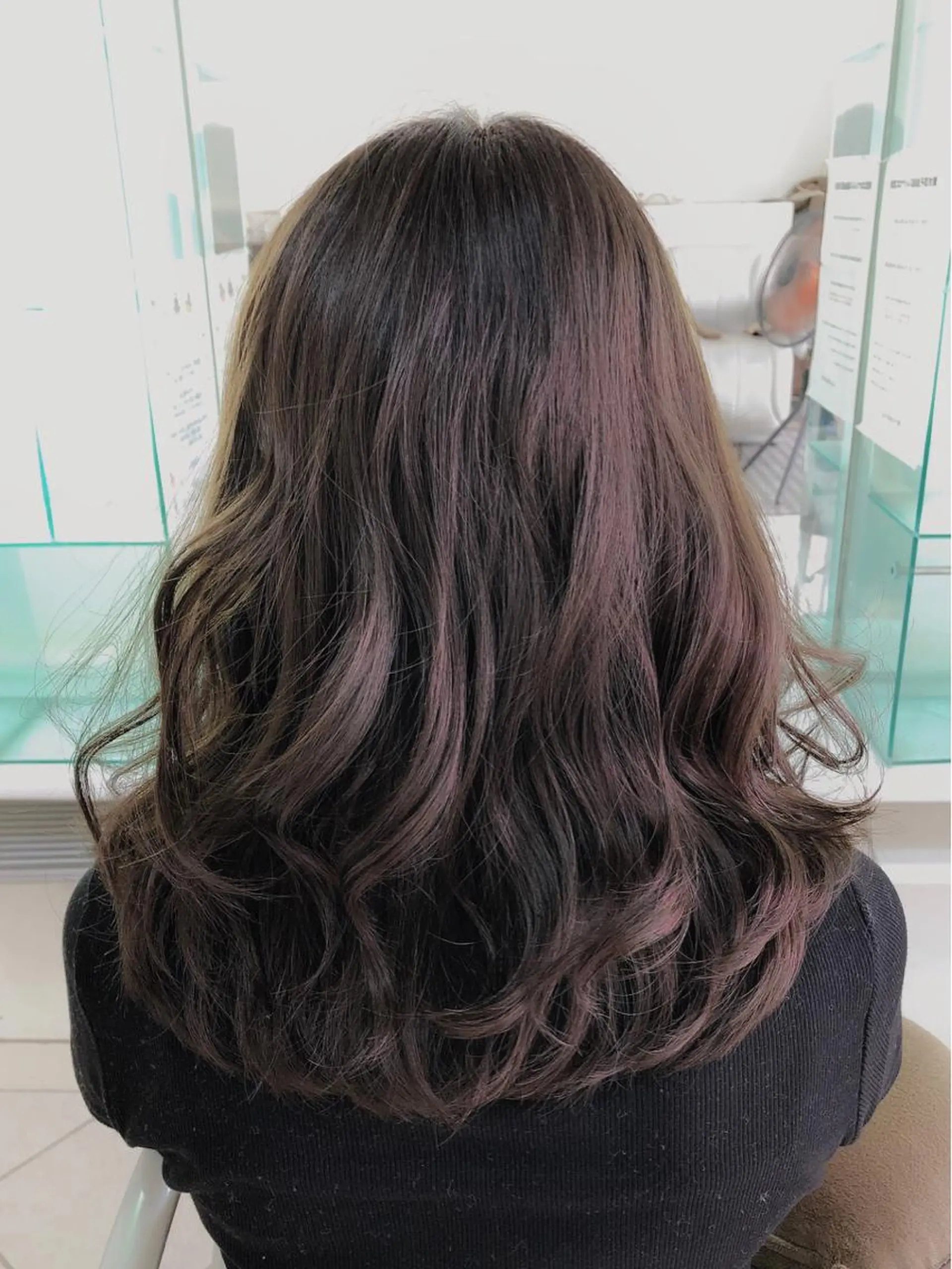 ミディアム カラー 保住 亮太のヘアスタイル