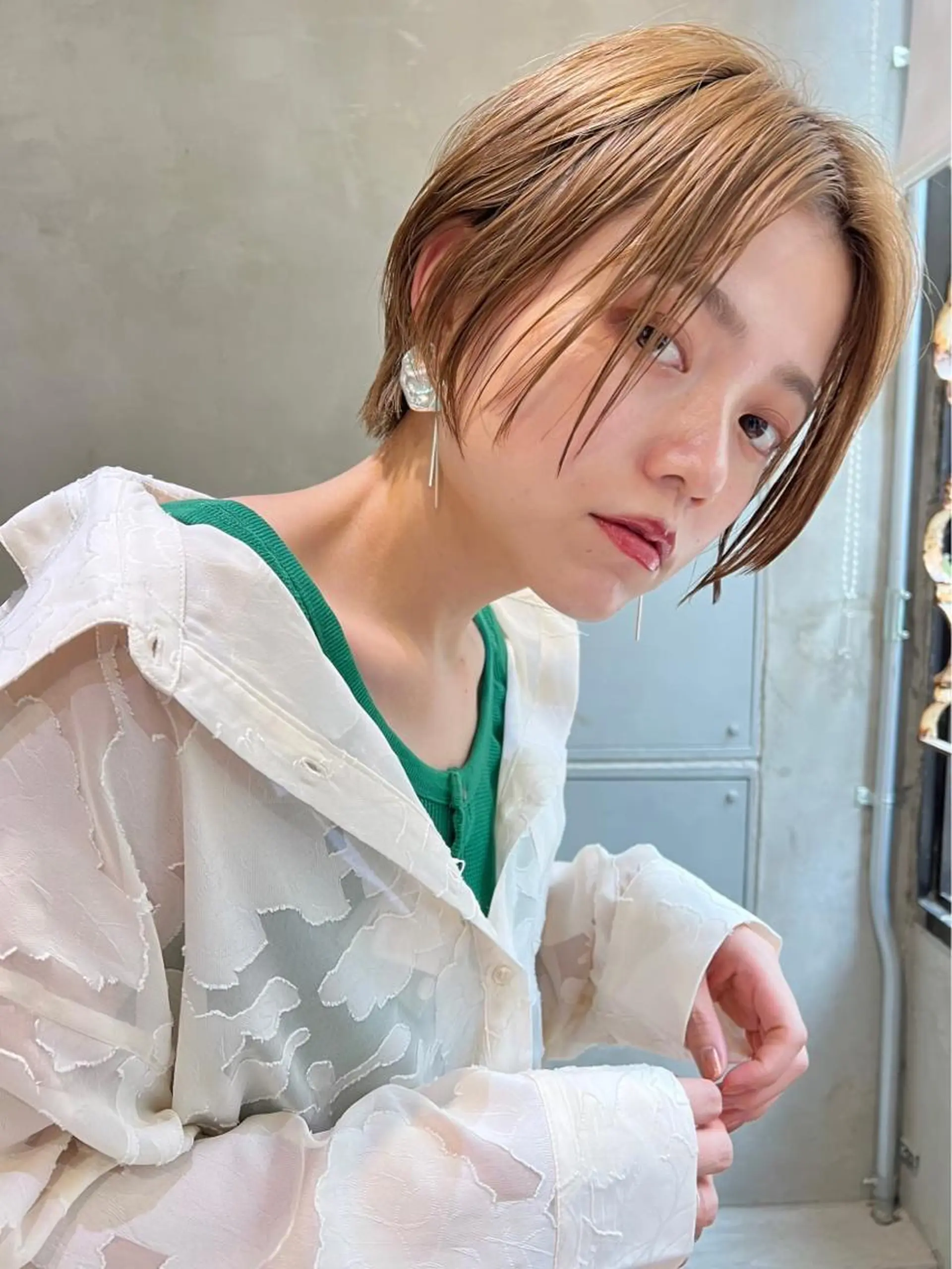 ショート MUSASHI ブリーチカラー◎のヘアスタイル