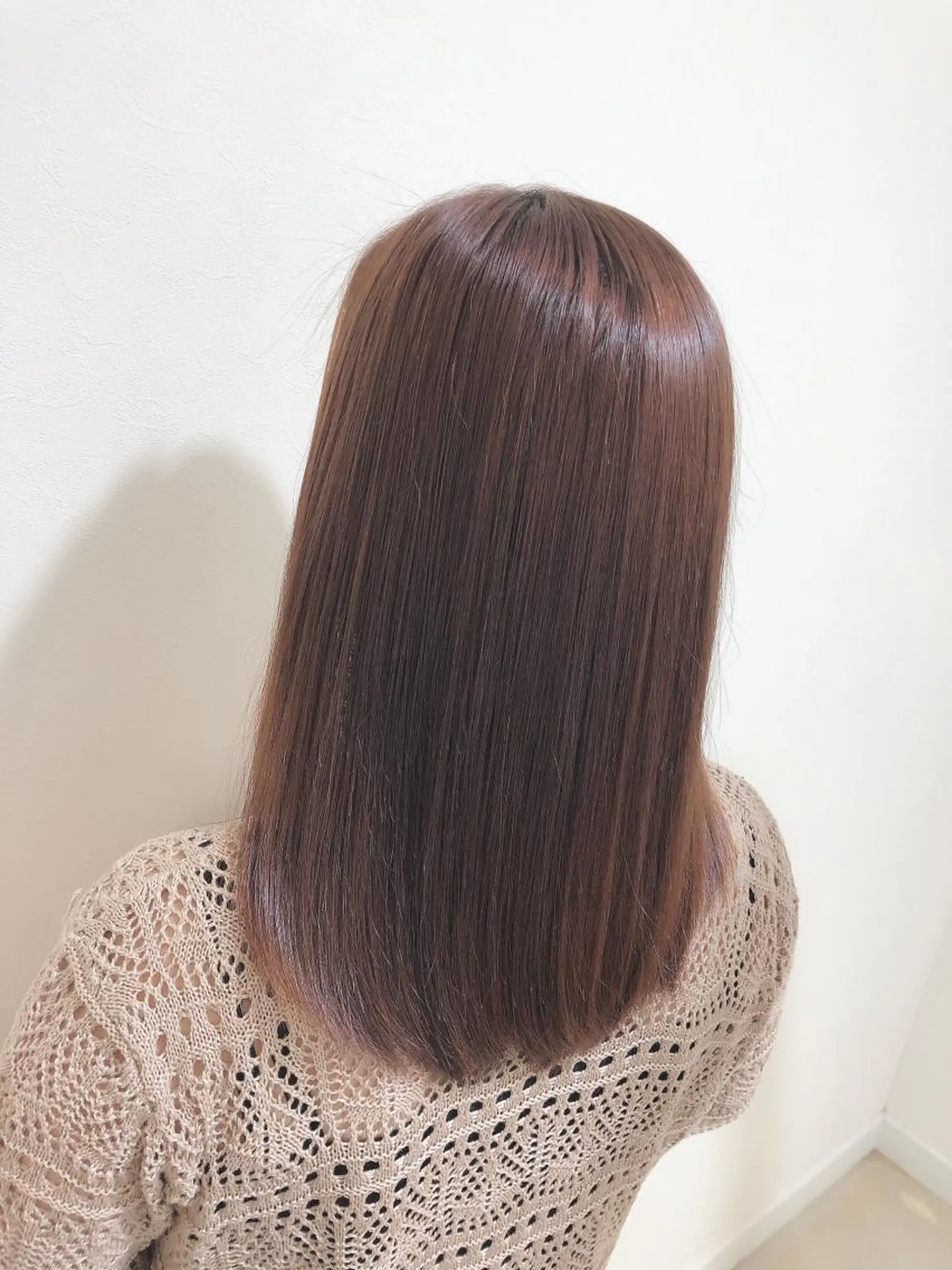 セミロング パーマ 梅木 潤【韓国ヘア/ 艶髪/透明感カラー】のヘアスタイル