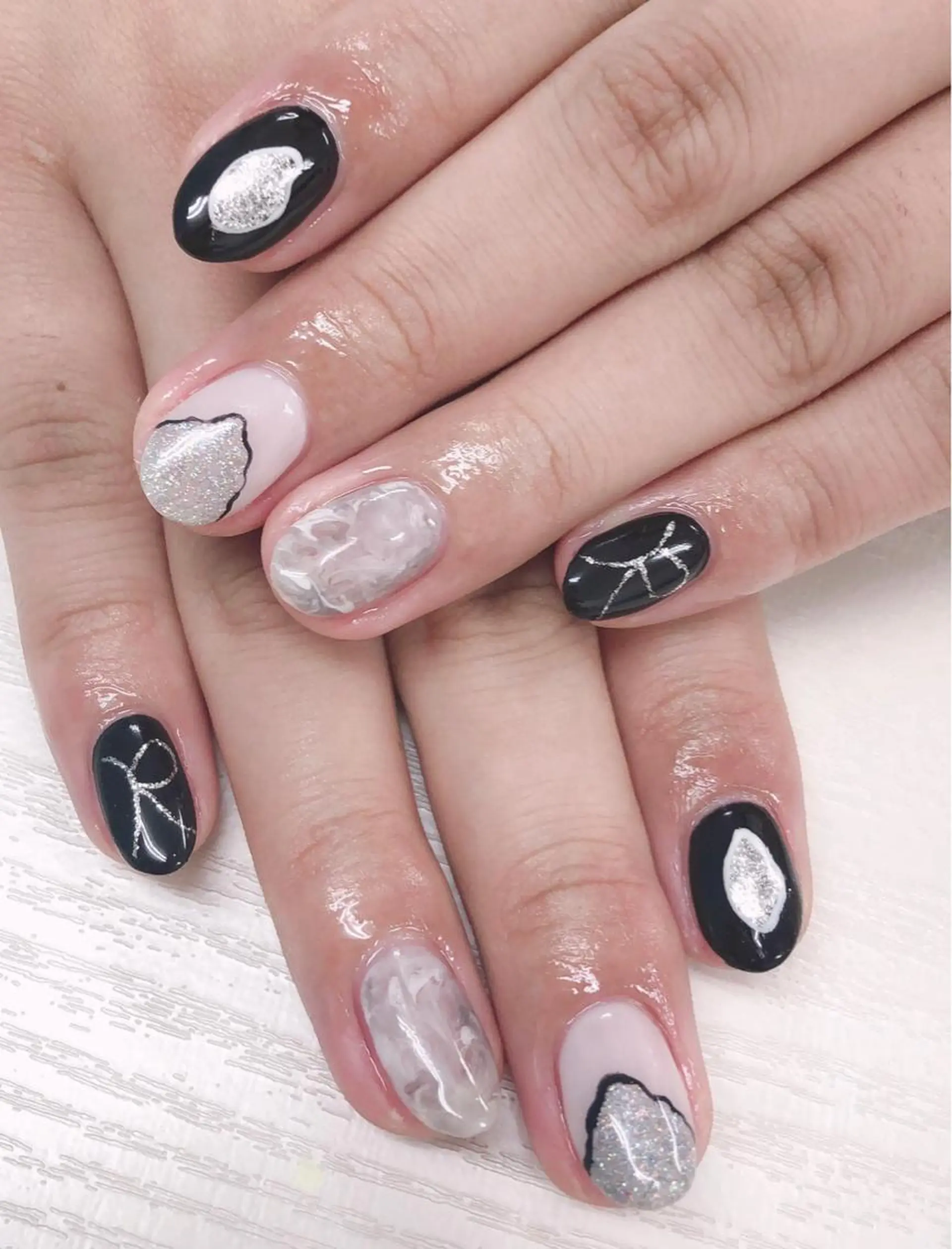 ネイル ハンドネイル ハンドケア ネイルサロンエクラ 🫧Shizukaのネイルデザイン