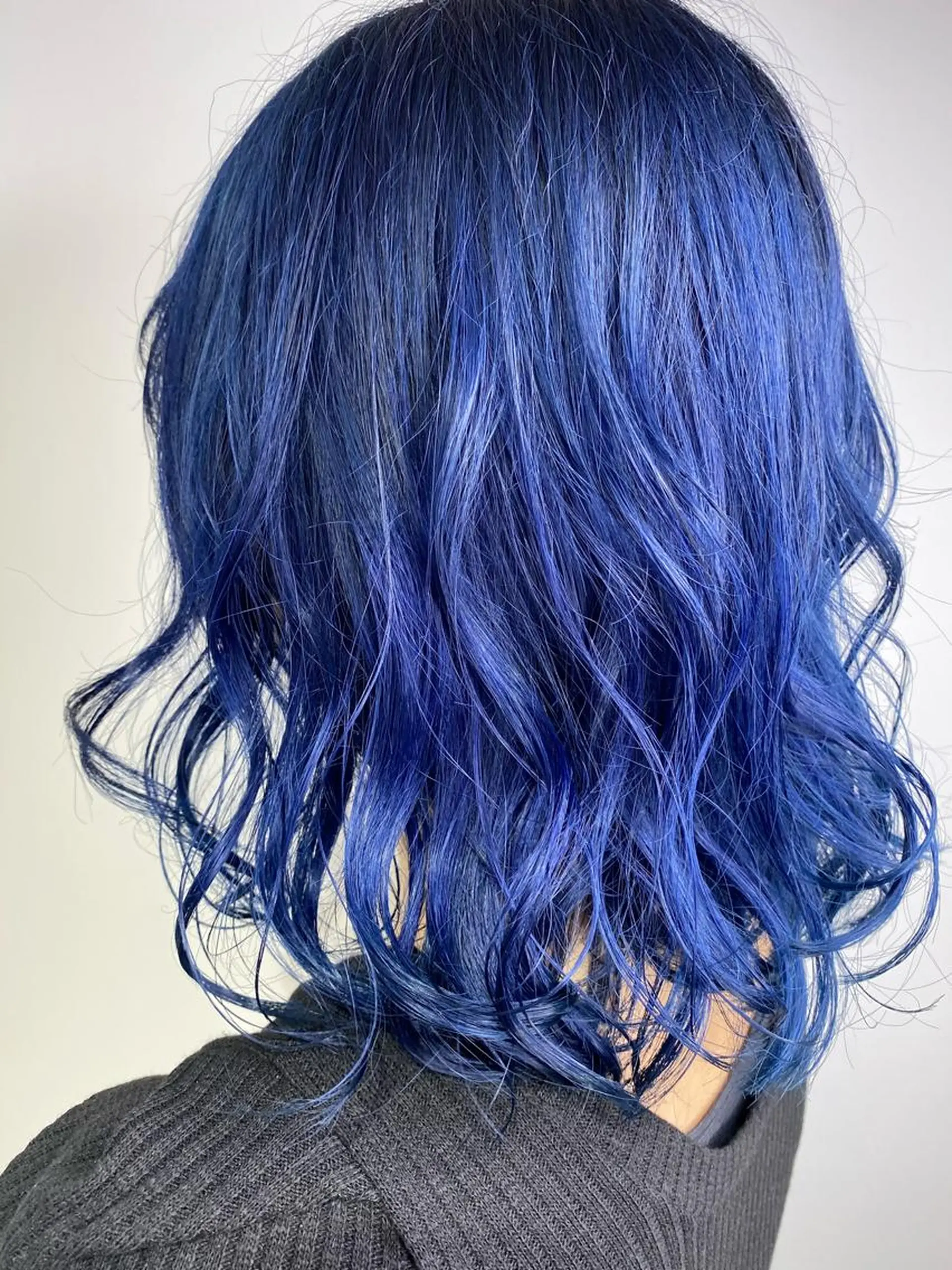 ミディアム カラー ブリーチ ブルーカラー ネイビーカラー Geniee Horie🍙RINのその他イメージ