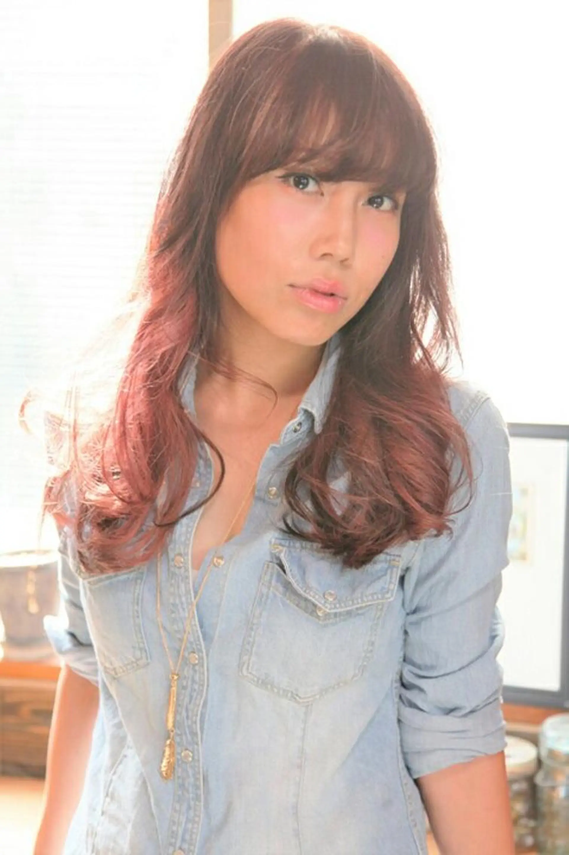 セミロング ヘアカラー トリートメント ＦＵＮＩＣ ファニックのヘアスタイル