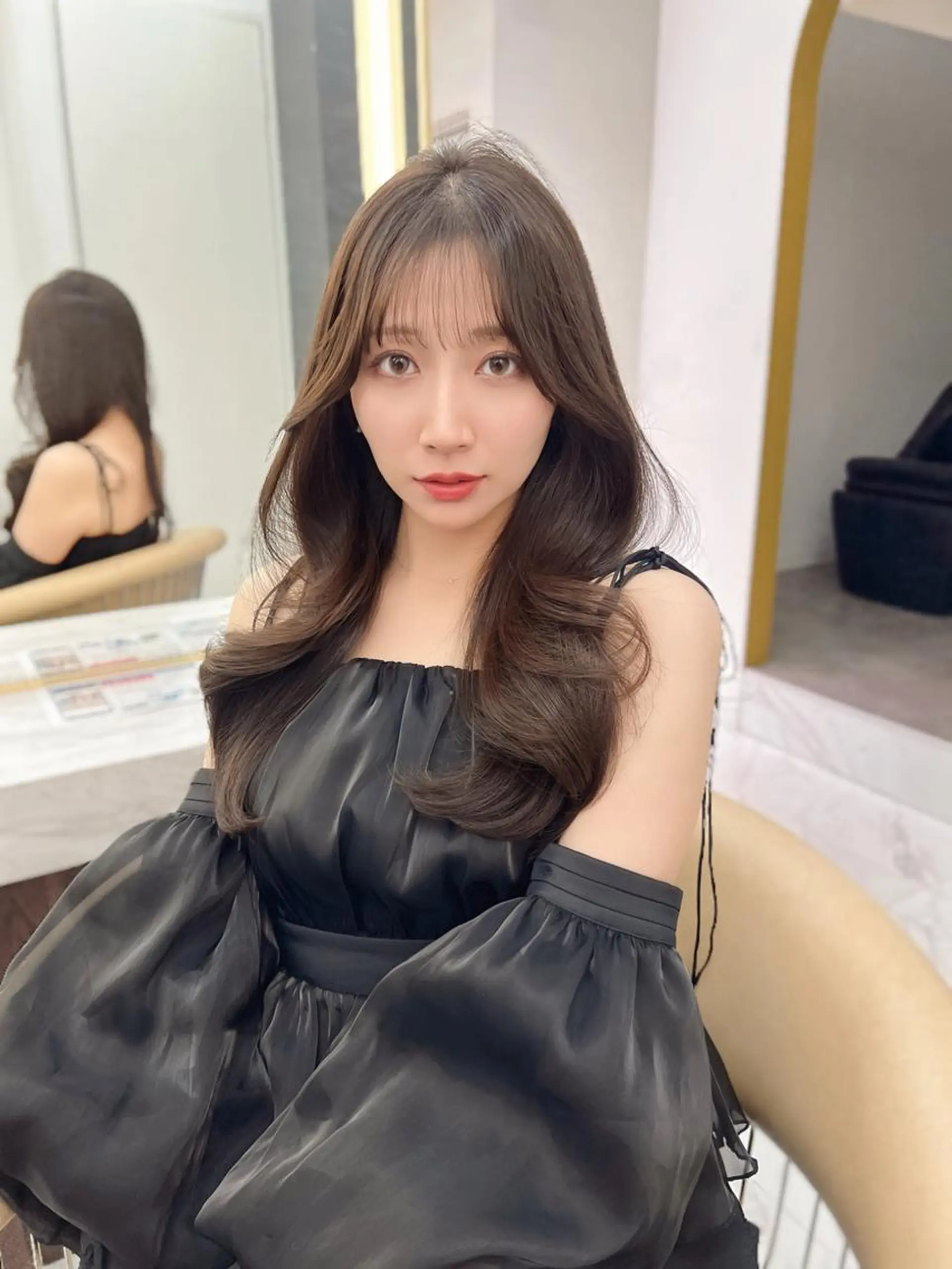 ロング カラー カット ヘアカラー トリートメント 顔周り似合わせ・巻け るレイヤー水谷航大のヘアスタイル