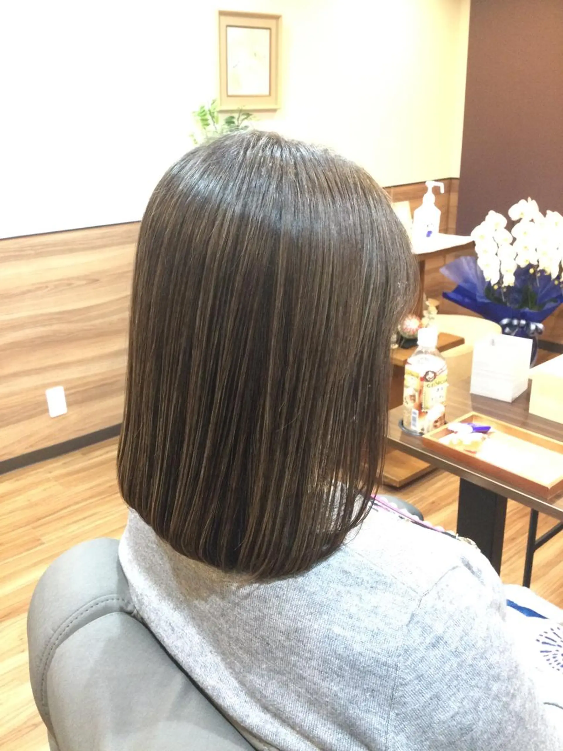 ミディアム カラー イルミナカラー Annon プライベートサロンのヘアスタイル