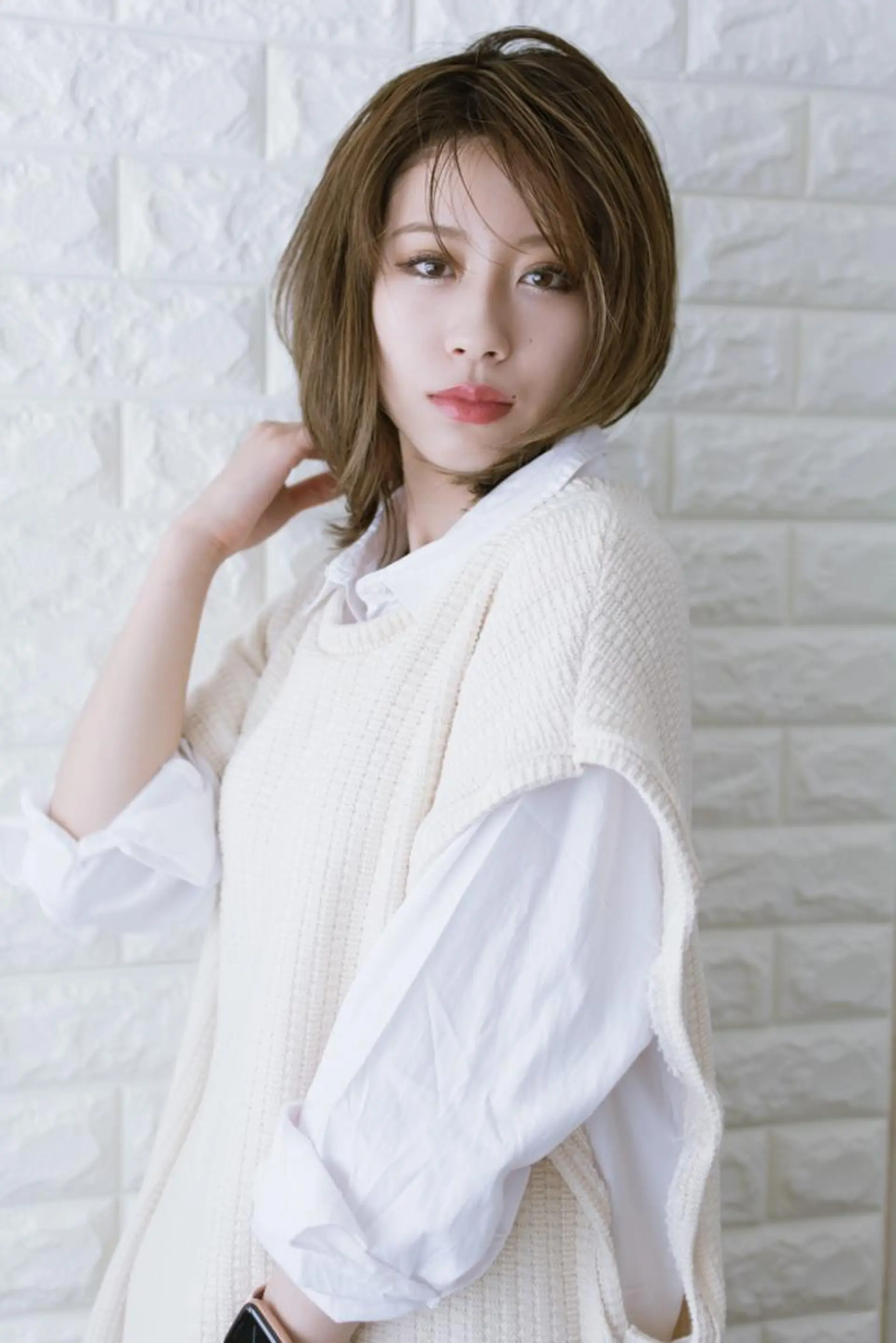 ミディアム カラー ショートボブ ベージュカラー ブルーカラー ブルージュ グレージュ 撮影モデル 斉藤 正敏のその他イメージ