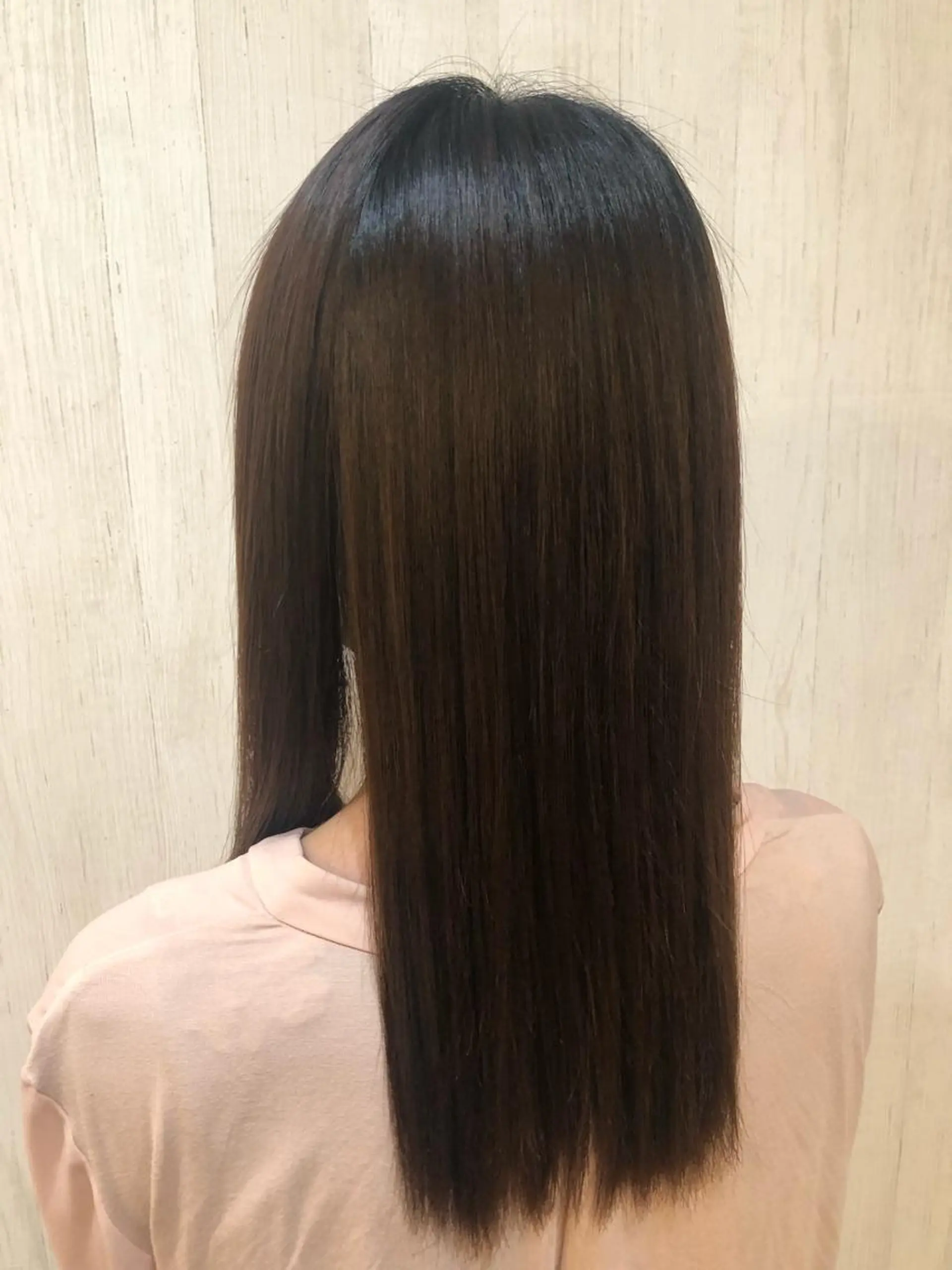 セミロング fuuga春日部店所属・艶髪髪質改善🐰🫧 ai🩵のヘアスタイル