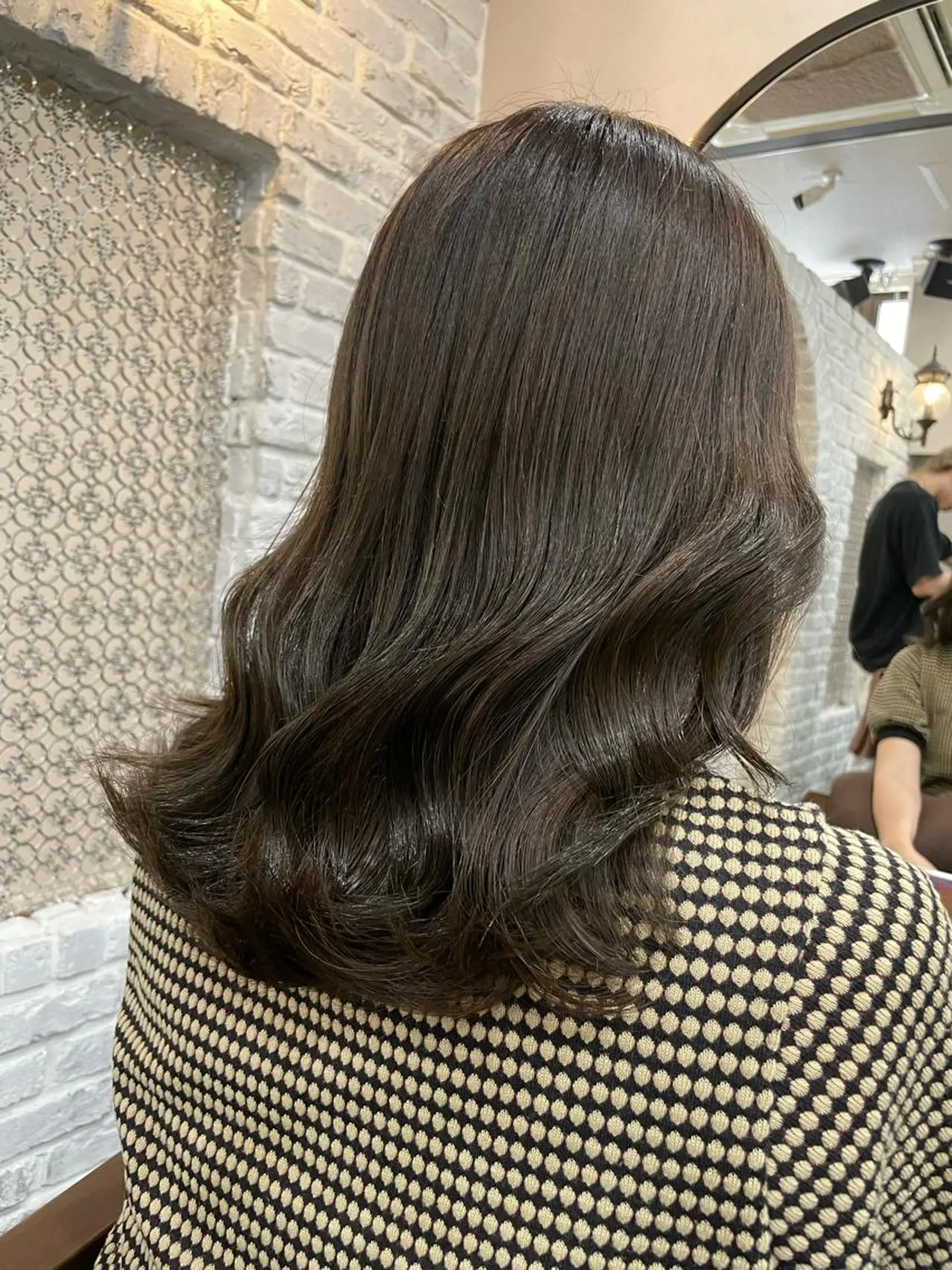 ミディアム カラー グレージュ オリーブグレージュ オリーブグレー 韓国風ヘア レイヤー/艶カラー 🫧守利のヘアスタイル