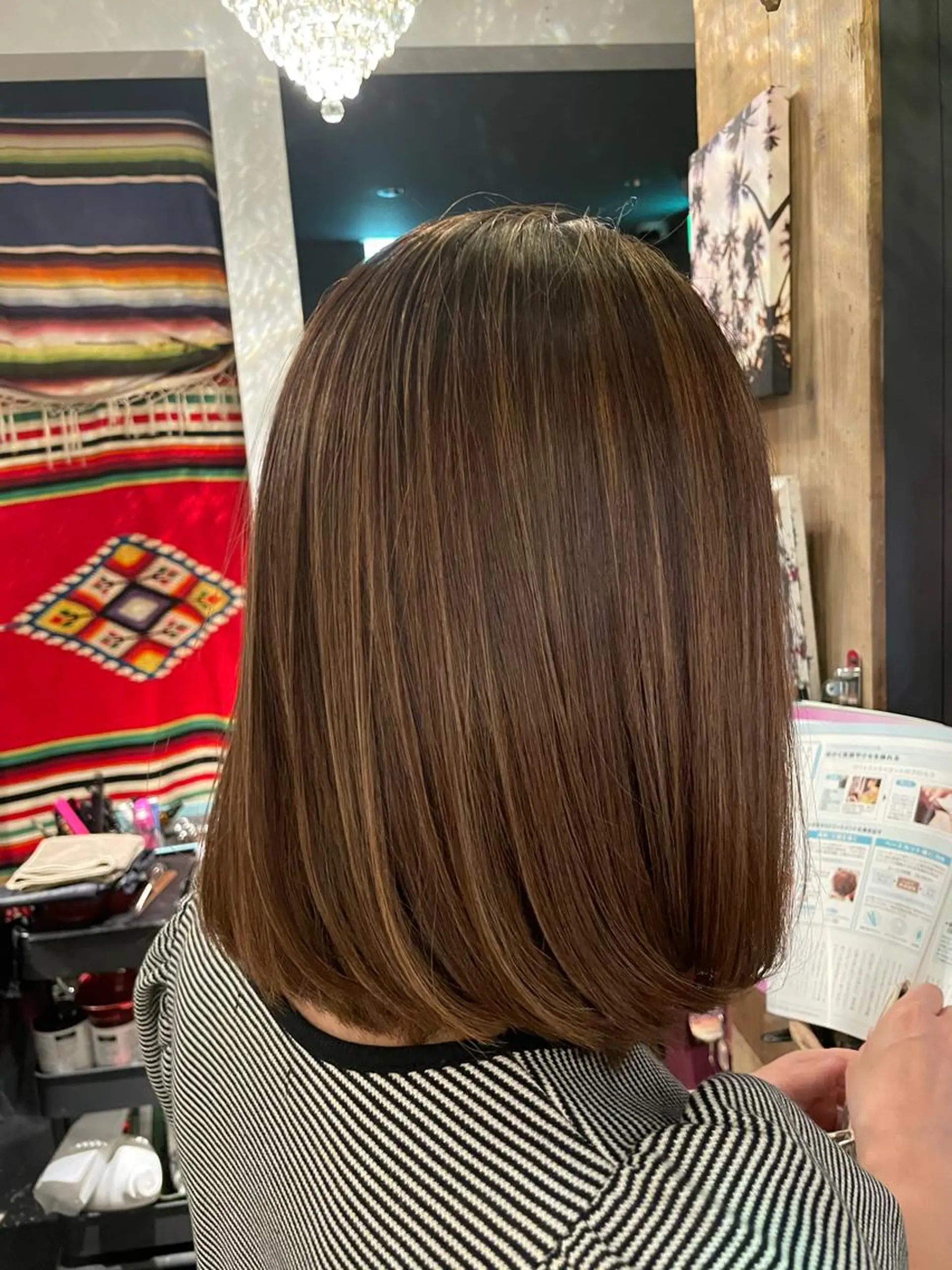 ミディアム ハイライト ヘアカラー アフィロス所属・五十嵐 舞のヘアスタイル