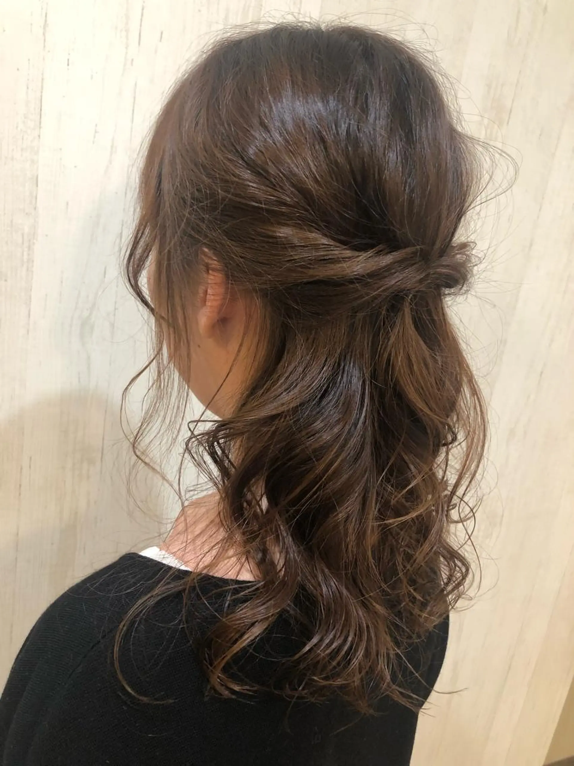 セミロング fuuga春日部店所属・艶髪髪質改善🐰🫧 ai🩵のヘアスタイル