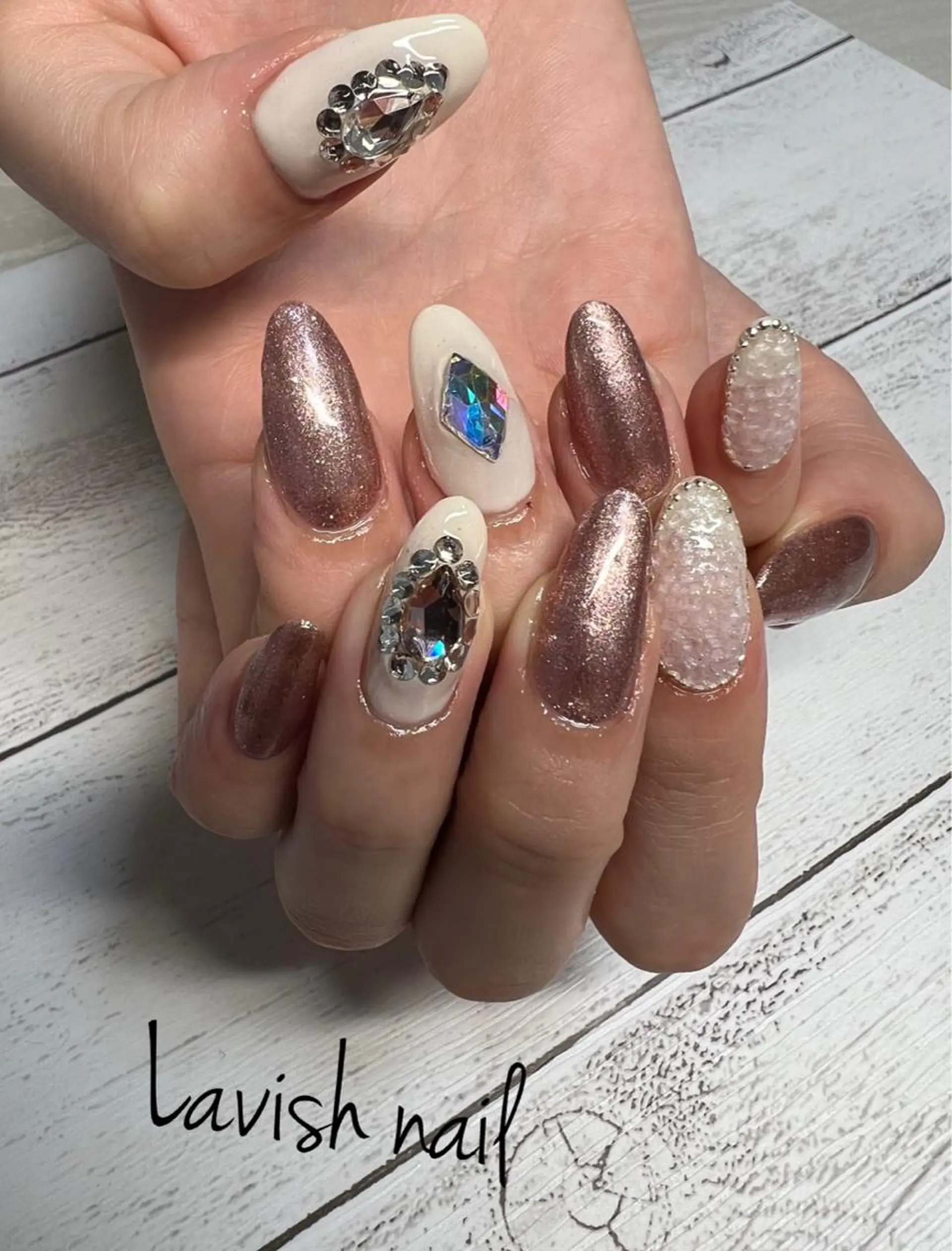 ネイル ハンドネイル Lavish nailのネイルデザイン