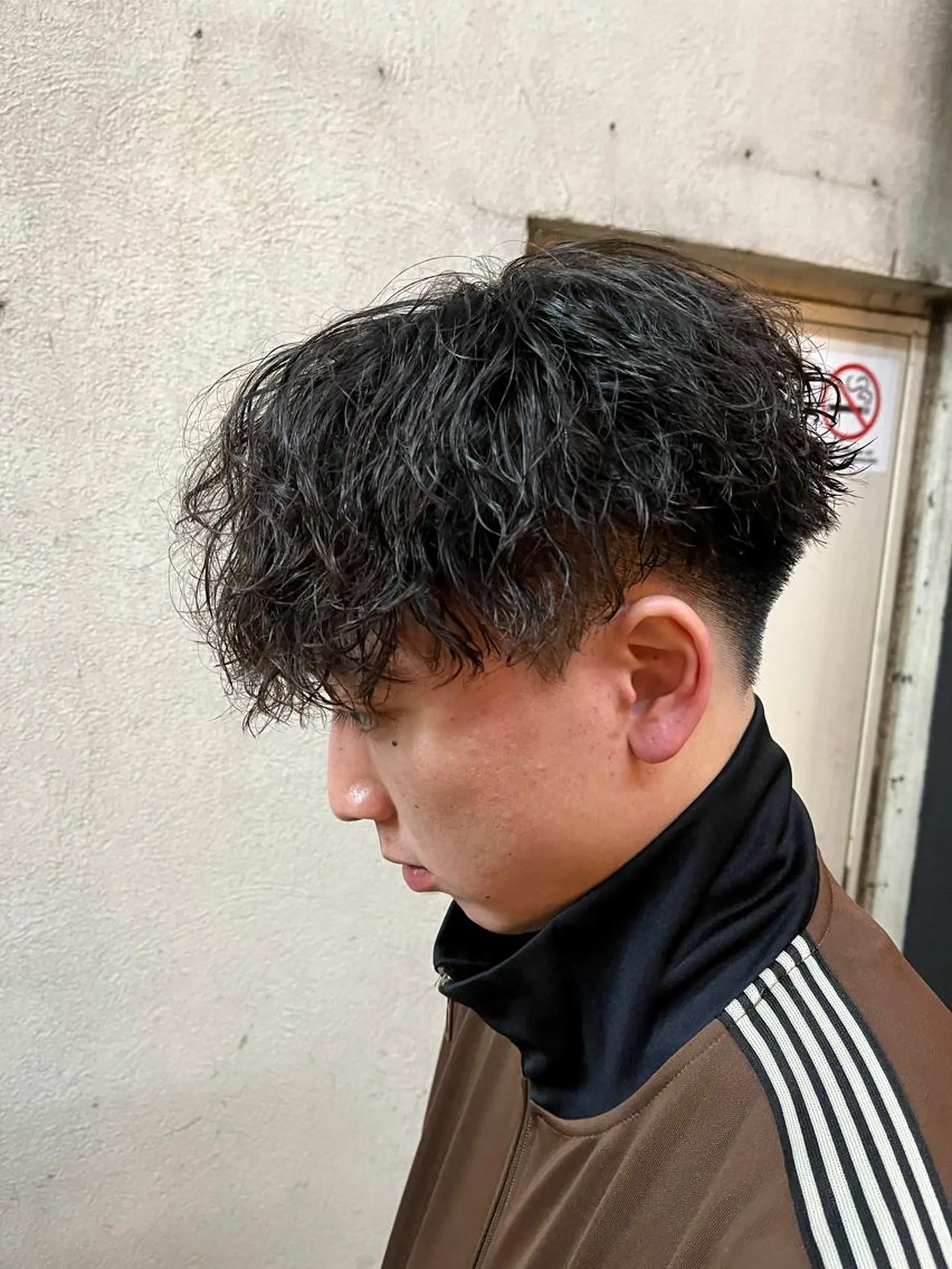 ミディアム パーマ メンズ 🏆メンズヘア特化 🥇代表りんぺーのヘアスタイル