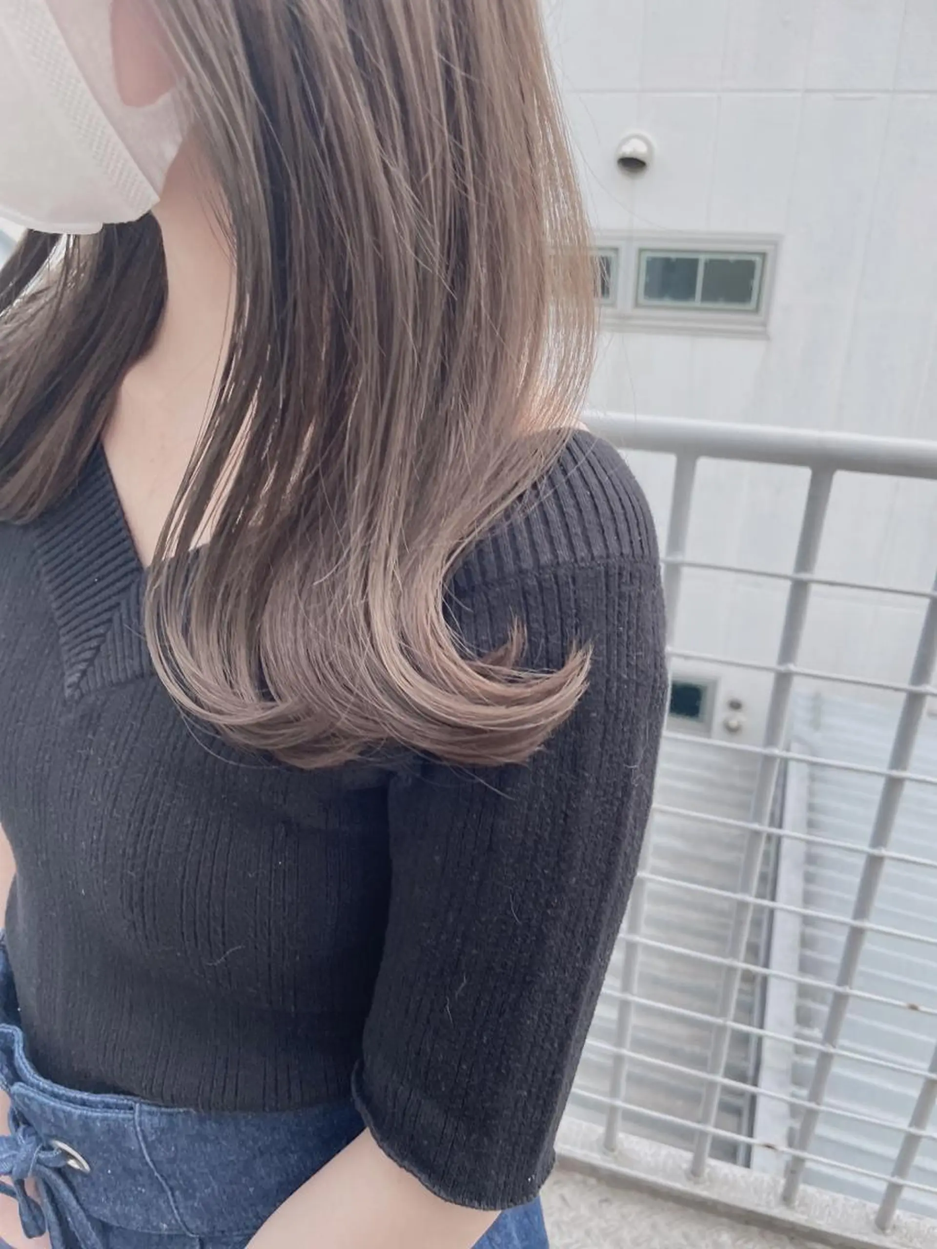 ミディアム カラー 韓国レイヤー 似合わせカラーのヘアスタイル