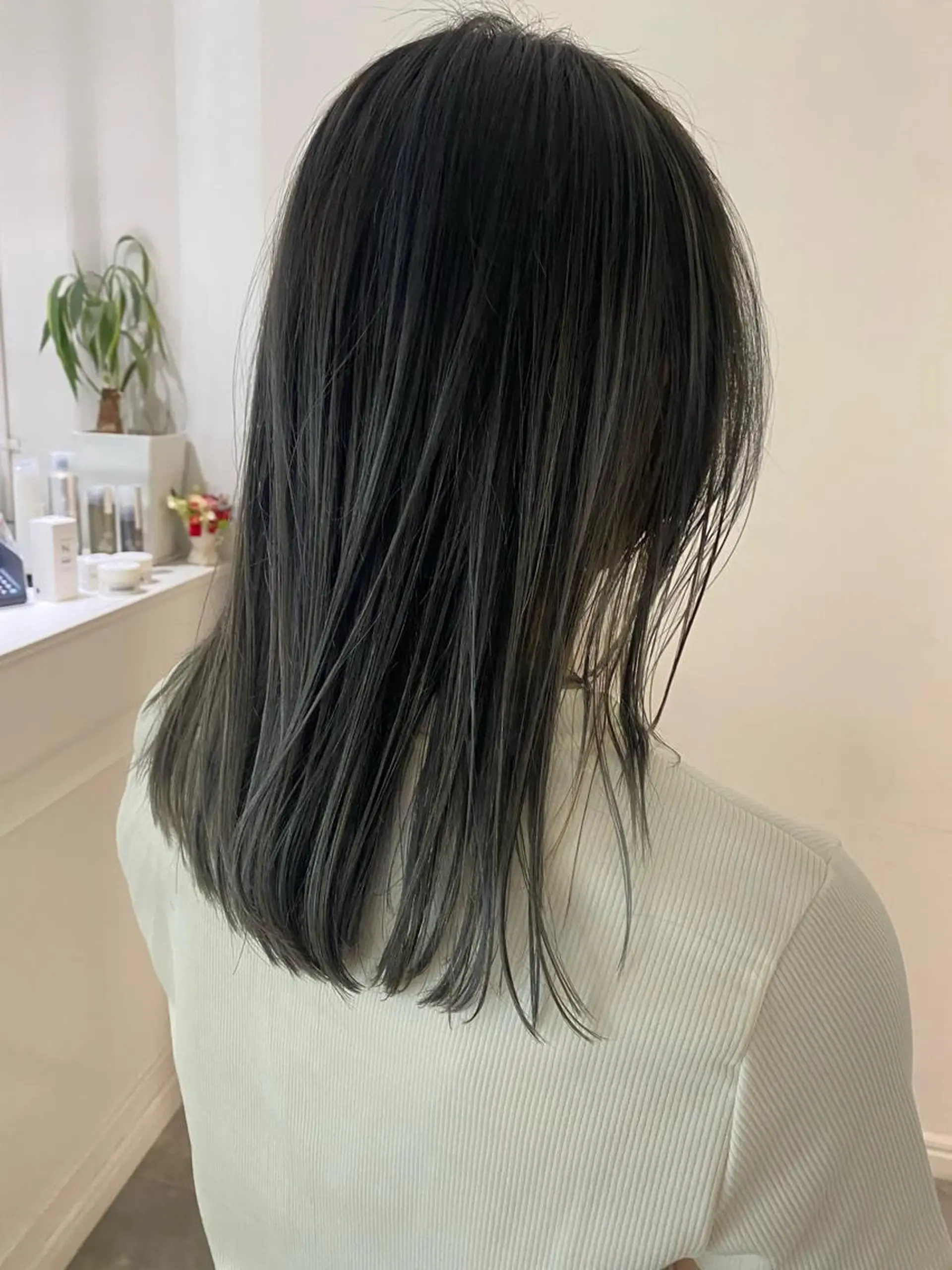 ミディアム ちばた/レイヤー 似合わせ/大阪中津のヘアスタイル