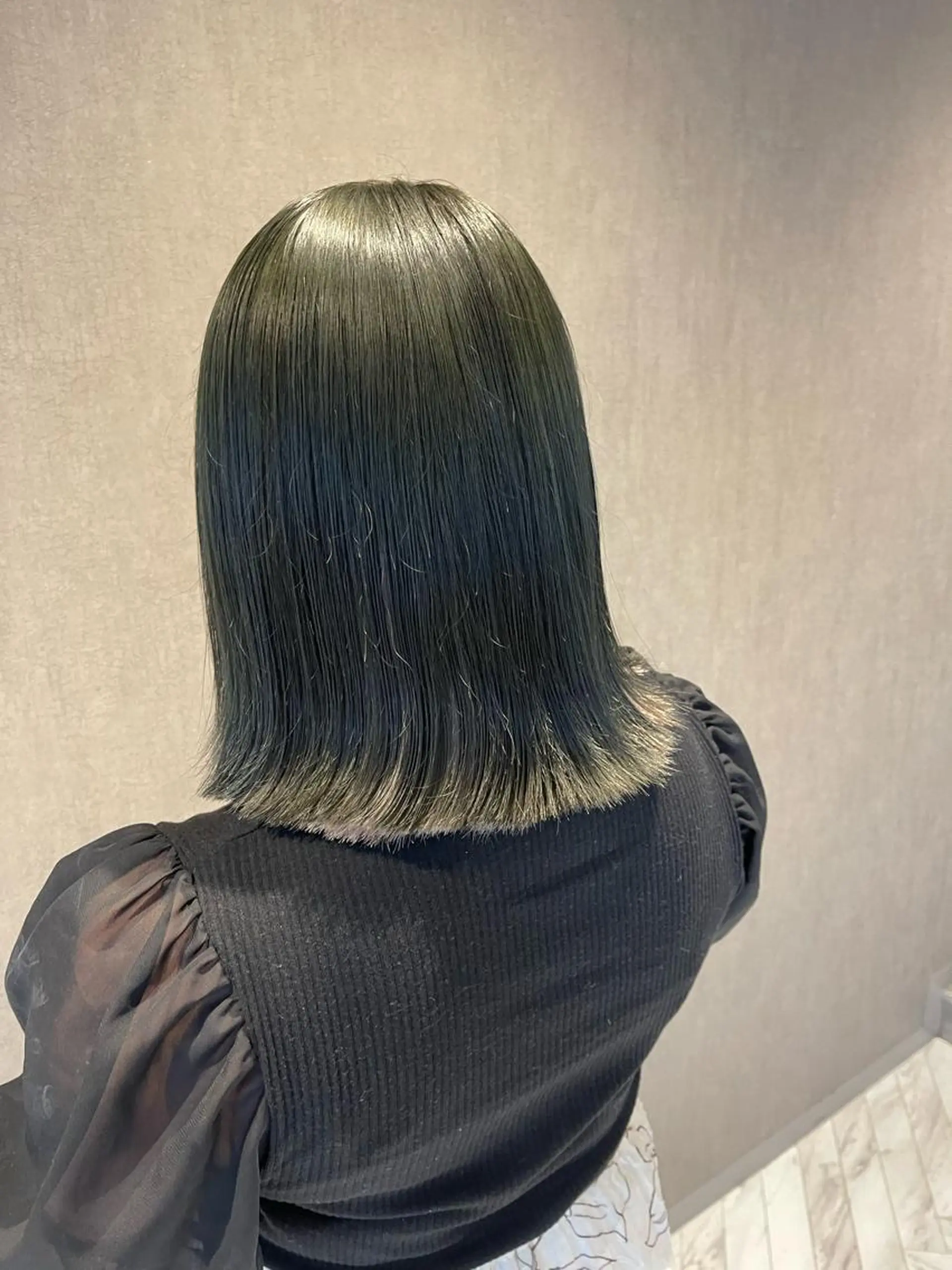 セミロング ヘアカラー トリートメント 透明感カラー/艶髪/ エクステ/HIROのヘアスタイル