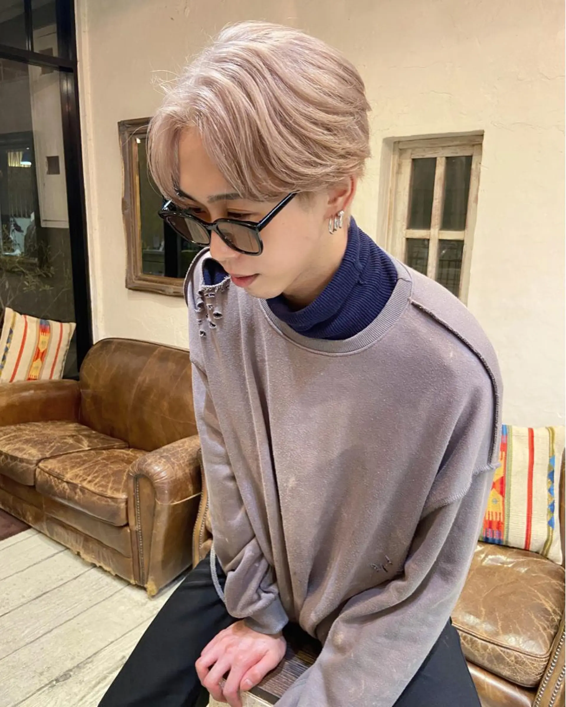 ロング カラー メンズ メンズブリーチ メンズハイトーン ブリーチ ハイトーンカラー 卒業式のヘアスタイル カット ヘアカラー トリートメント belle 表参道 terrace所属・抜きっぱなしブロンド /ハイトーン/カナタのヘアスタイル