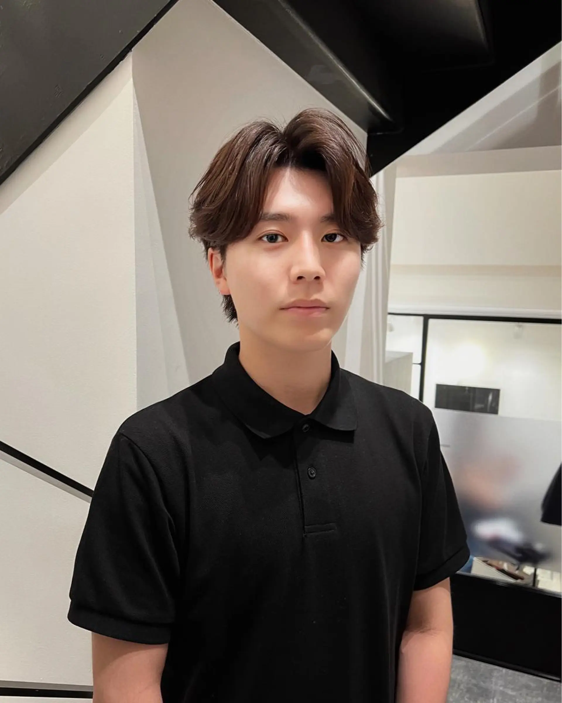 パーマ メンズ メンズパーマ カット パーマ Qin shaire salon 原宿verno店所属・【センターパート】 ETO／江藤翼の眉毛・アイブロウイメージ