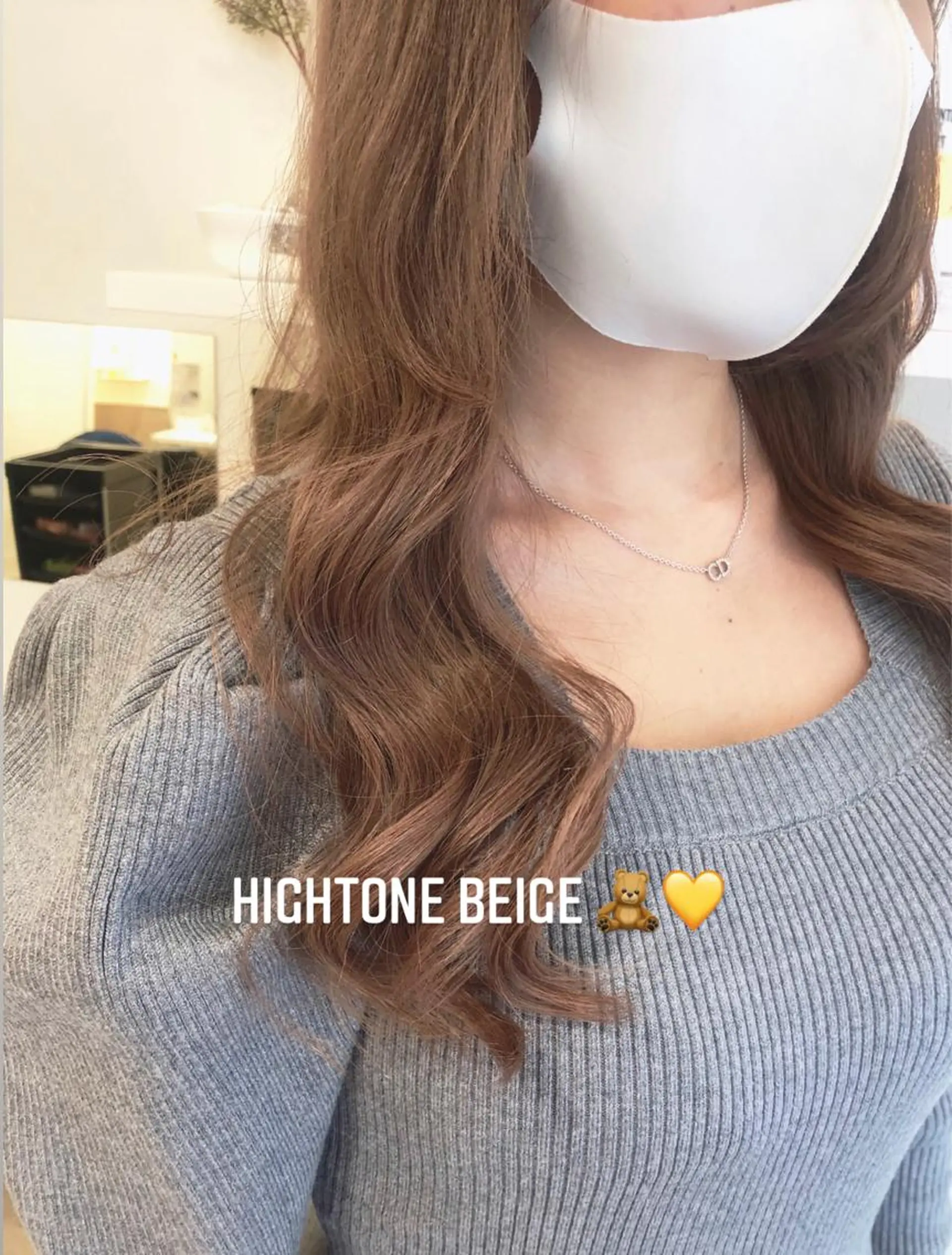 ロング カラー ベージュカラー ブリーチ 透明感カラー ヘアカラー Rina  のヘアスタイル