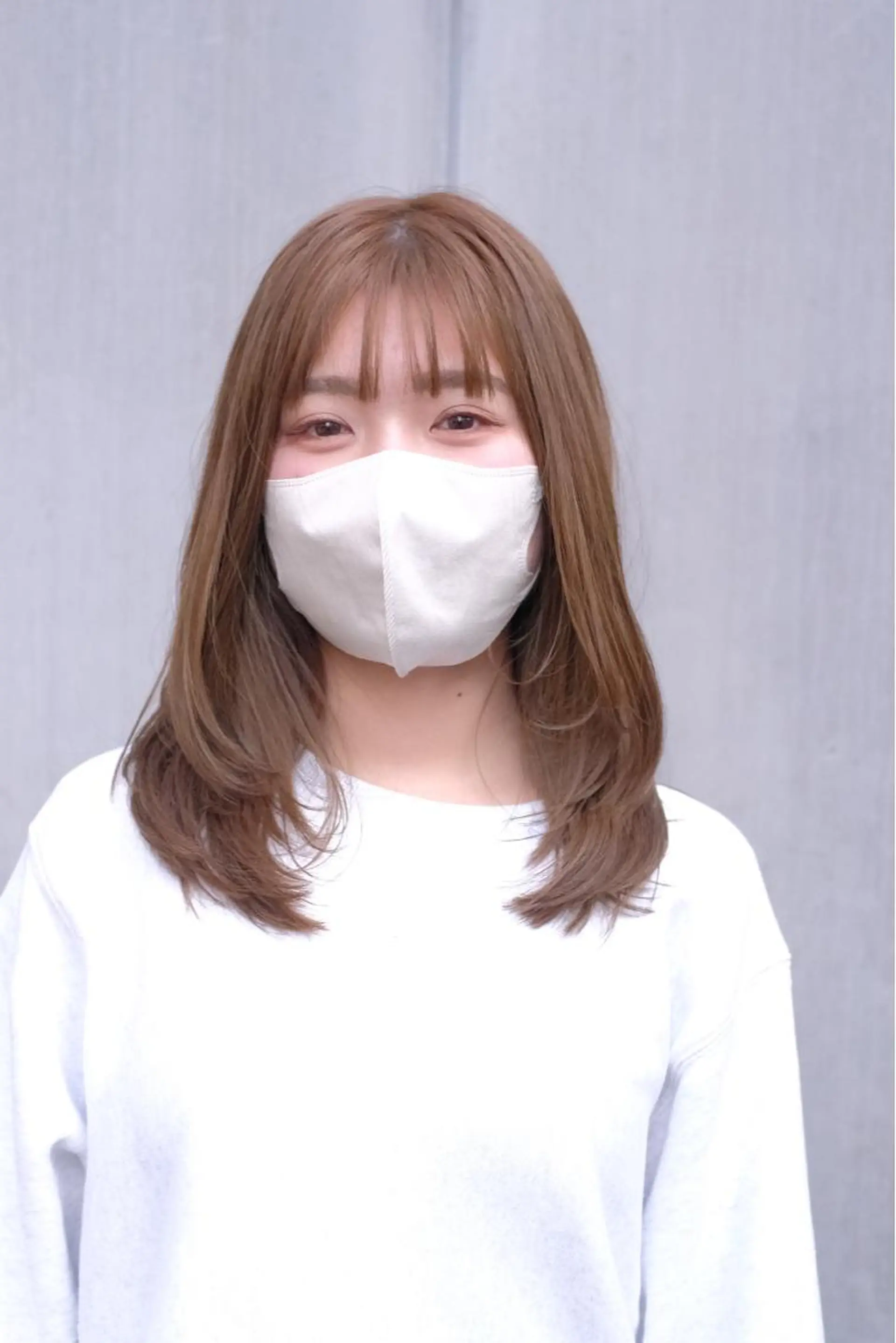 セミロング 髪質改善 ヨシンモリ レイヤーカット 縮毛矯正 カット ウルフ/レイヤー /パーマ　ナユタのヘアスタイル