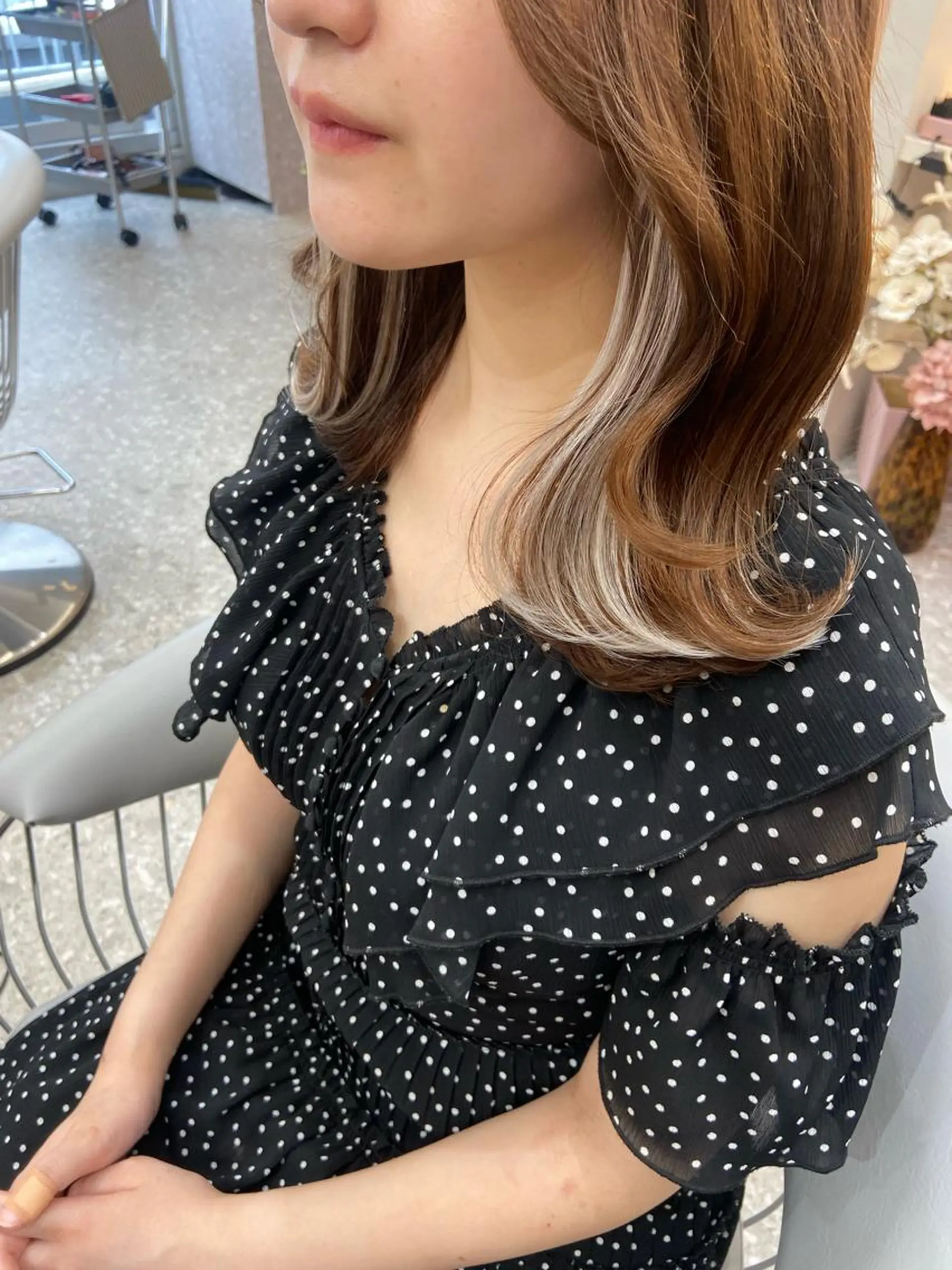 セミロング カラー シールエクステ ブリーチ ブラウンカラー ケアカラー ダブルカラー ヘアカラー トリートメント エクステ 新宿/韓国ヘア 中明度カラー/かやのヘアスタイル