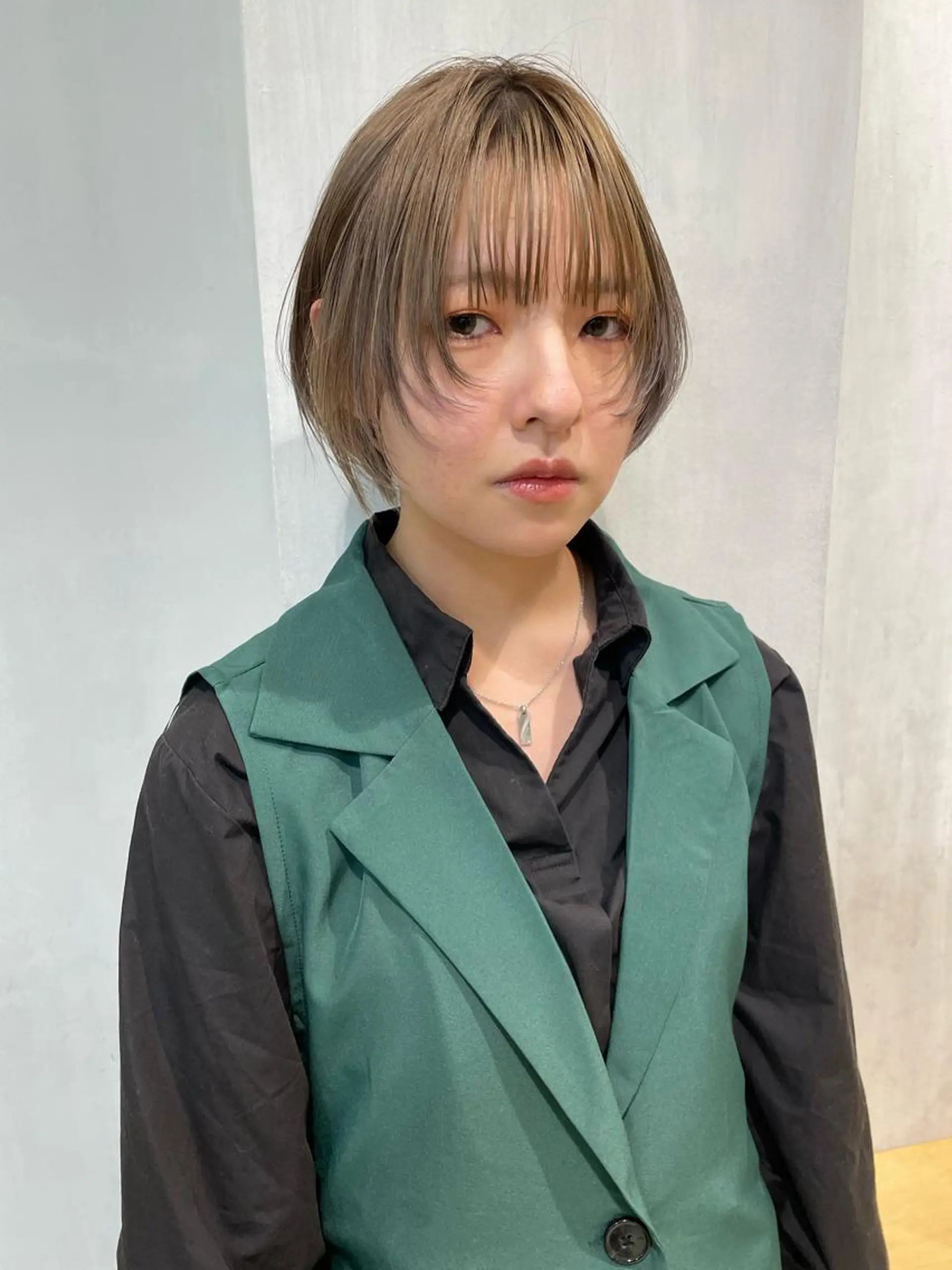 ショート ショートヘア ウルフカット ミゾブチ ユリカのヘアスタイル