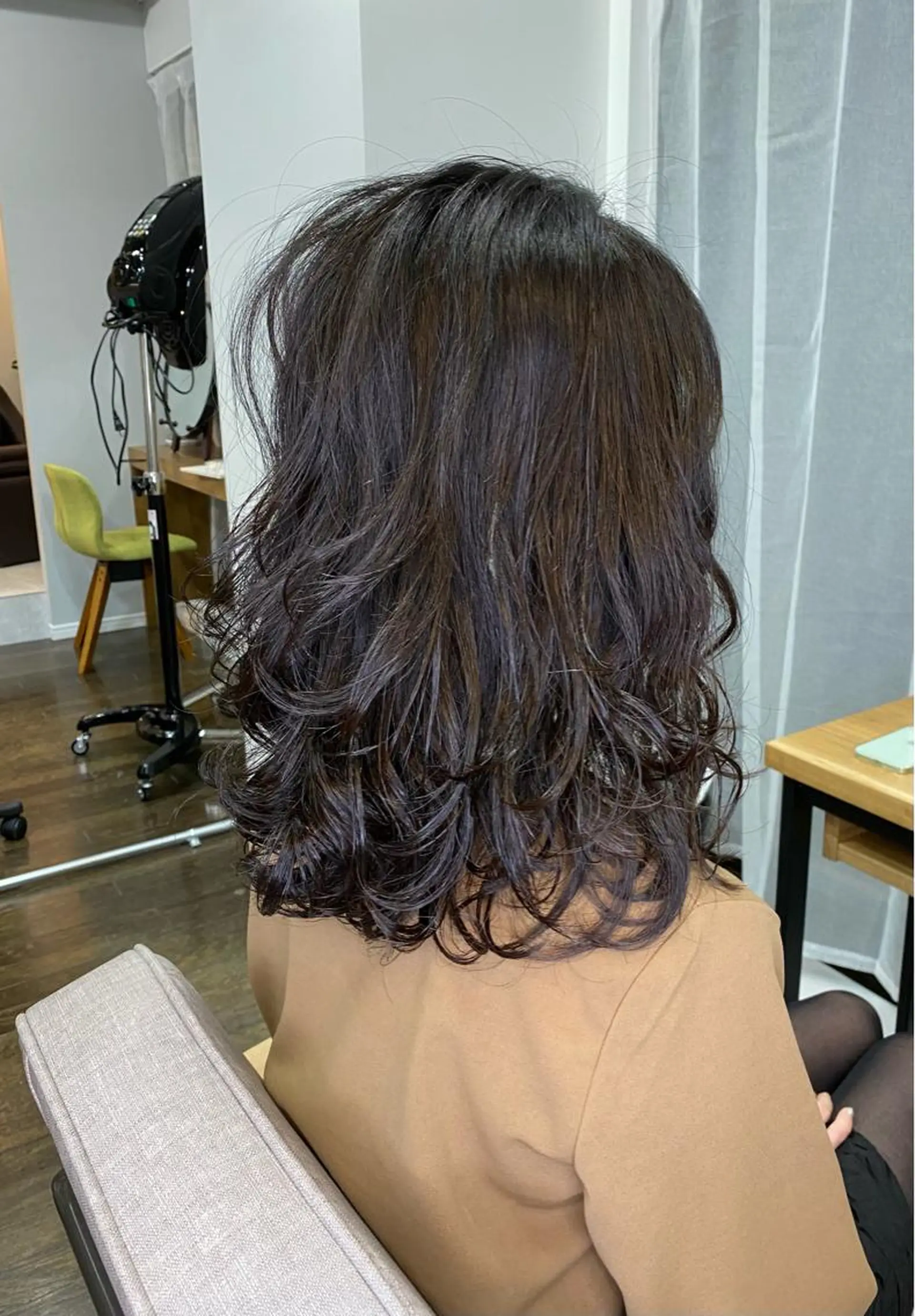 セミロング パーマ 統括マネージャー/ 髪のドクター/前原悟のヘアスタイル