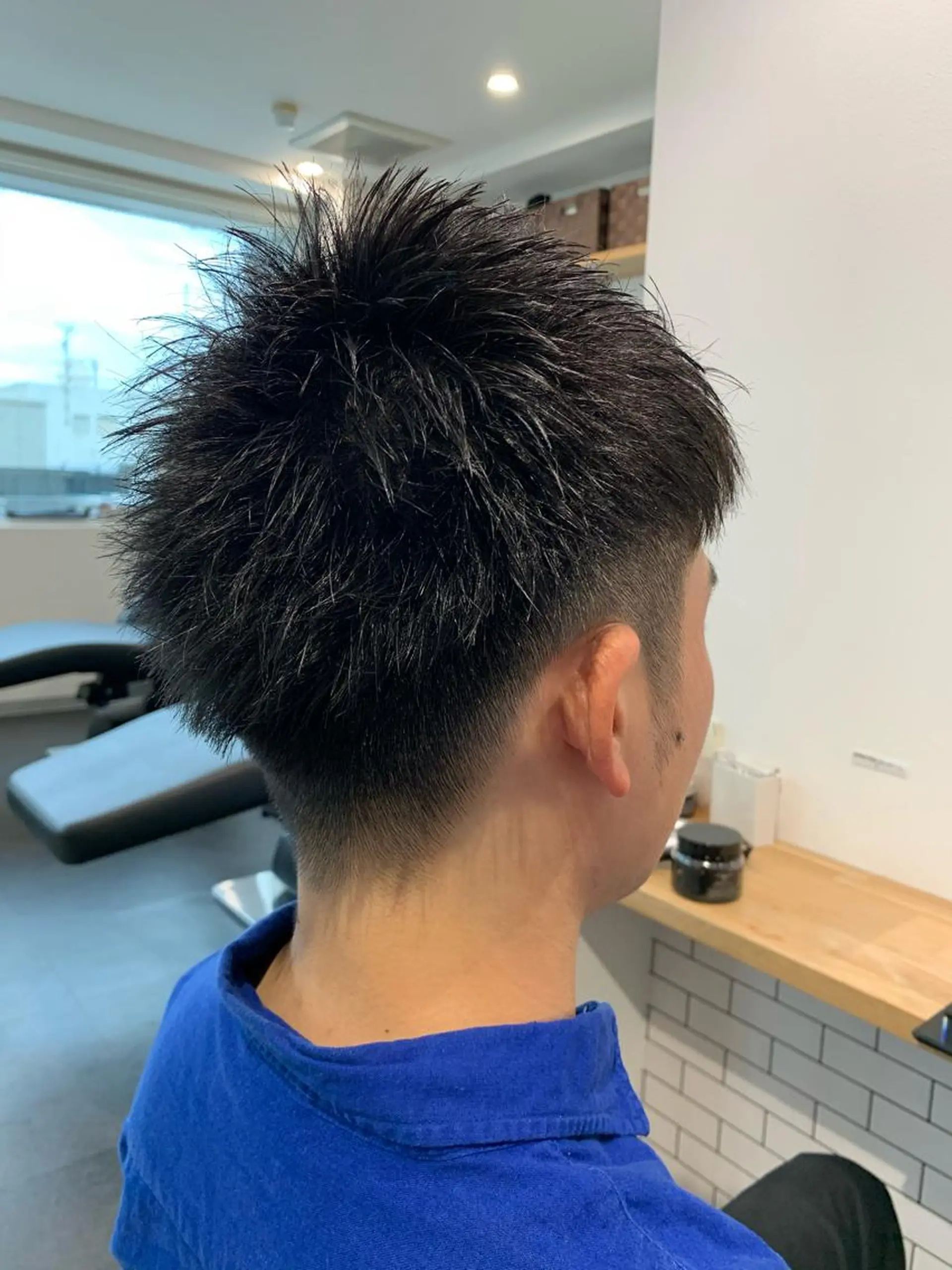 ショート ショートヘア ヨシミ カズヤのヘアスタイル