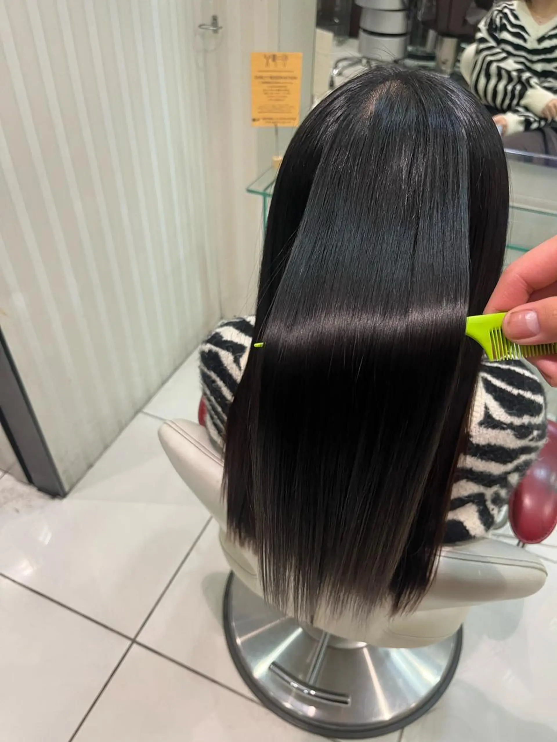 ロング 縮毛矯正 トリートメント 長屋 裕大のヘアスタイル