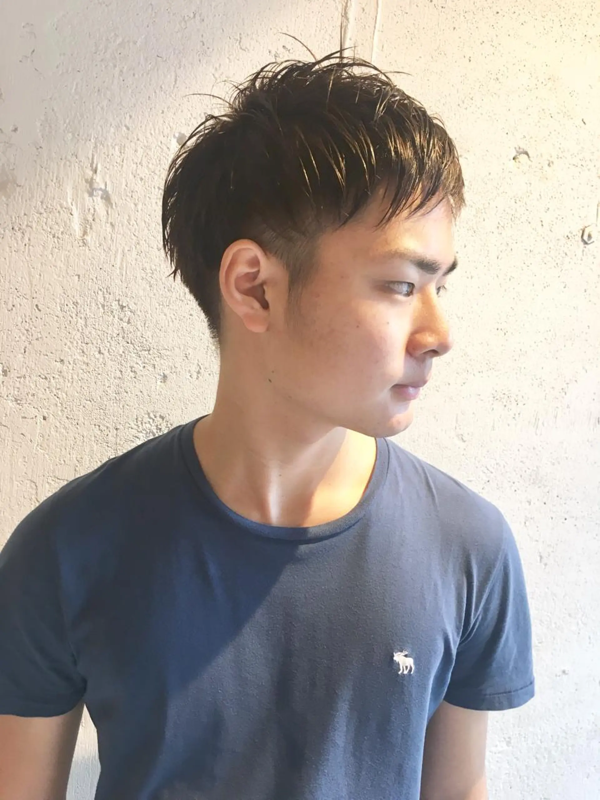 ショート カラー イルミナカラー Fuuu《フゥ》所属・シノザキ シンゴのヘアスタイル