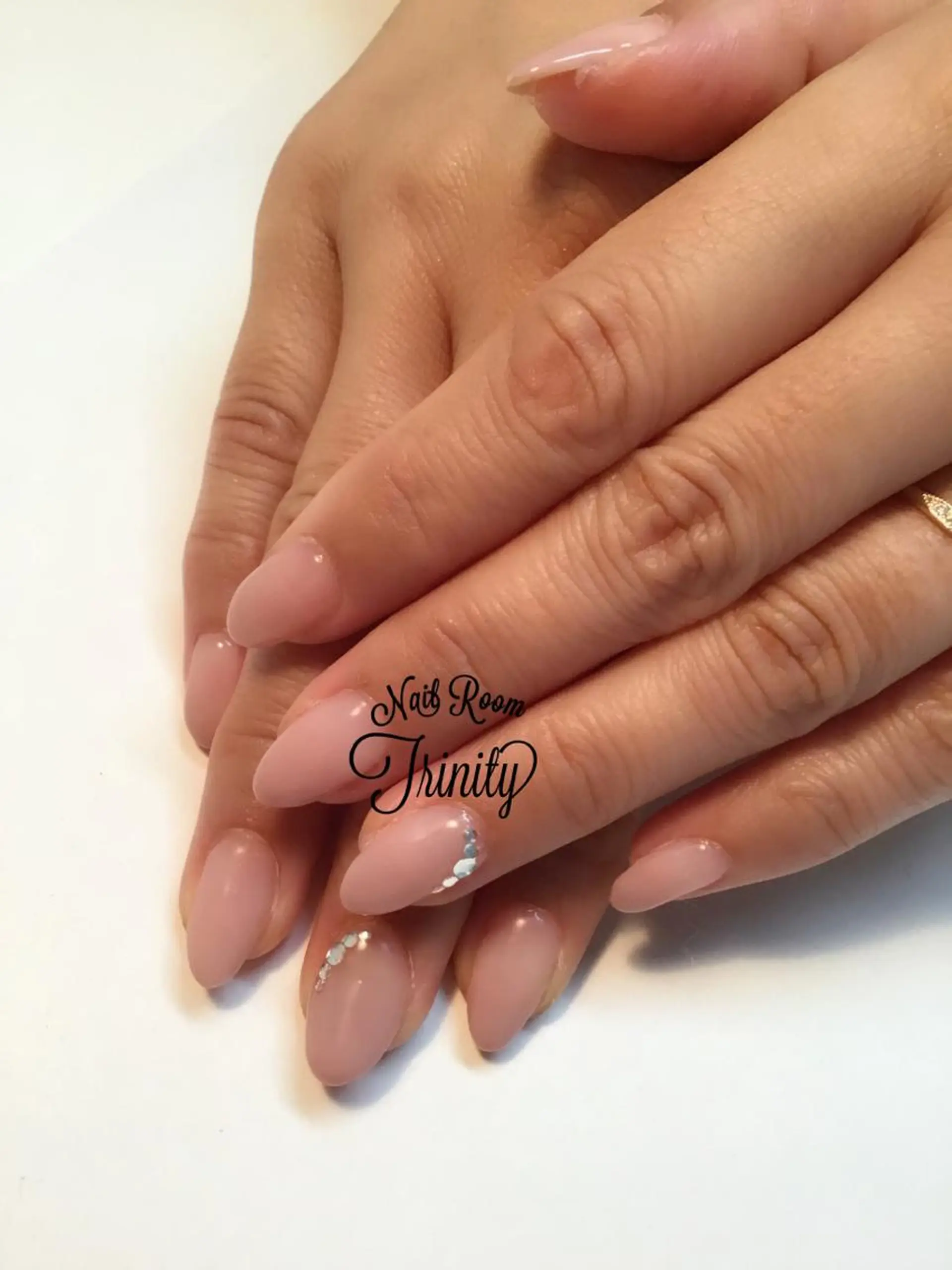 ネイル Trinity staffのネイルデザイン