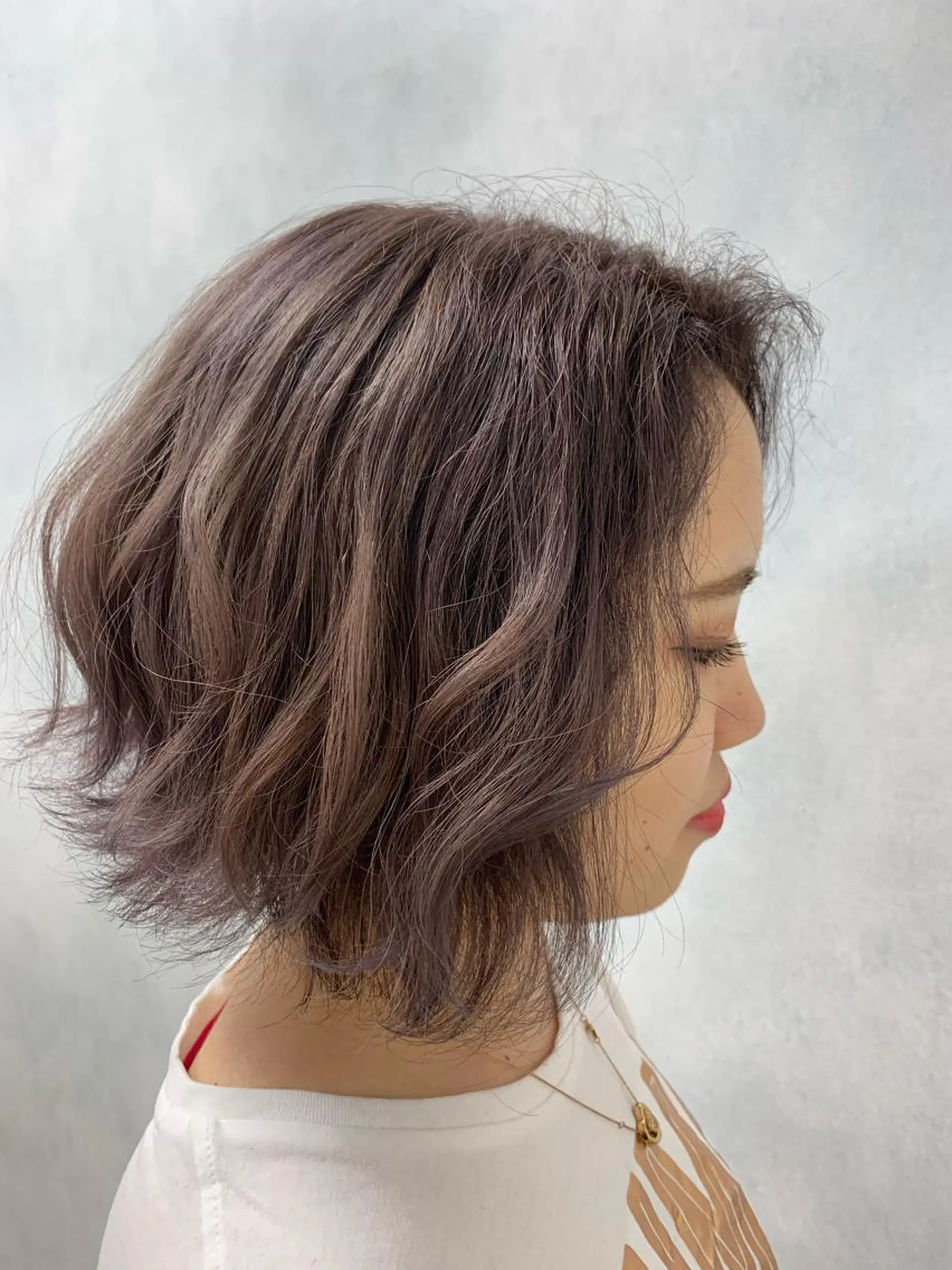 ミディアム u n aのヘアスタイル
