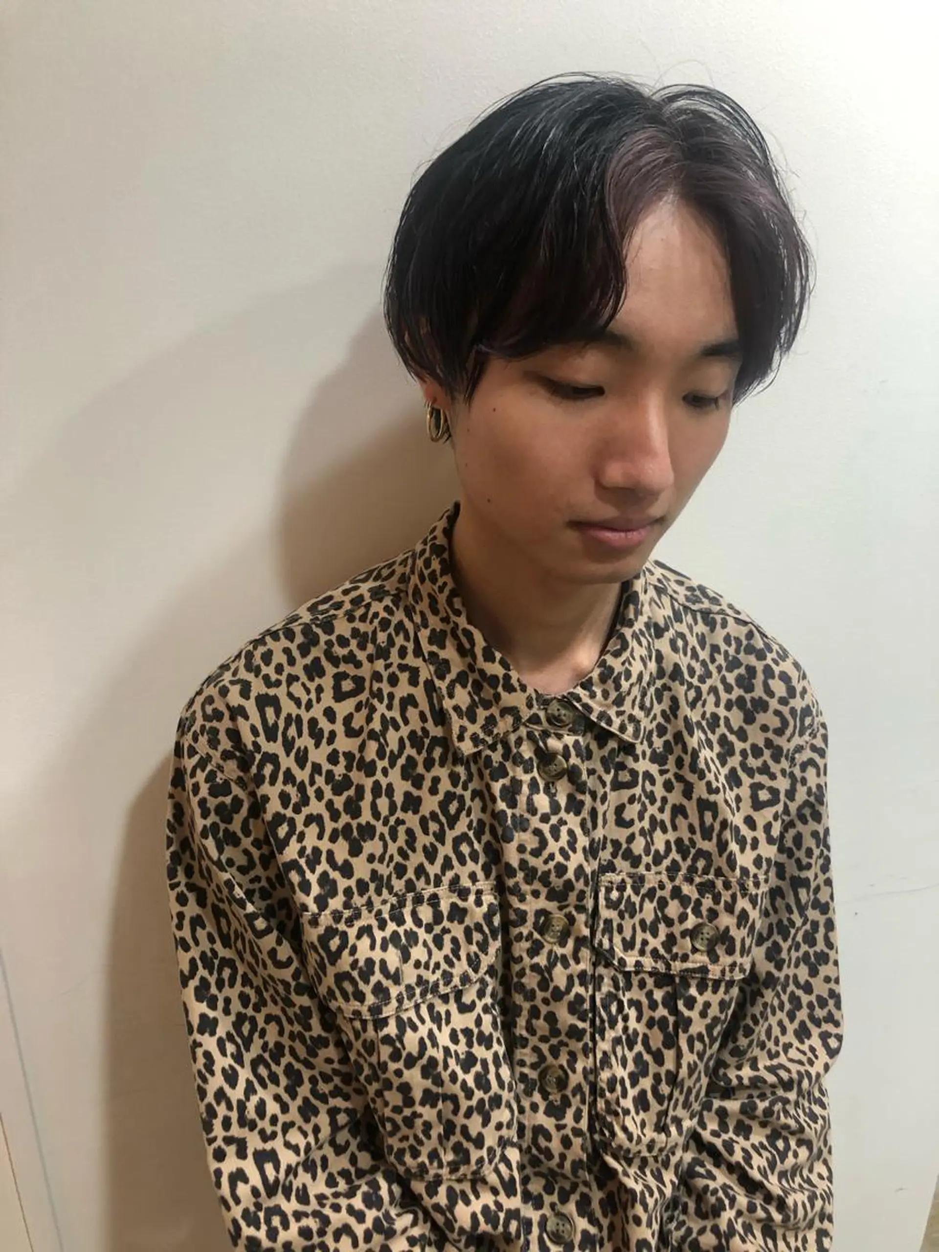 ショート カラー メンズ ヘアカラー トリートメント MIOベージュカラー 柔らかいカラーのヘアスタイル