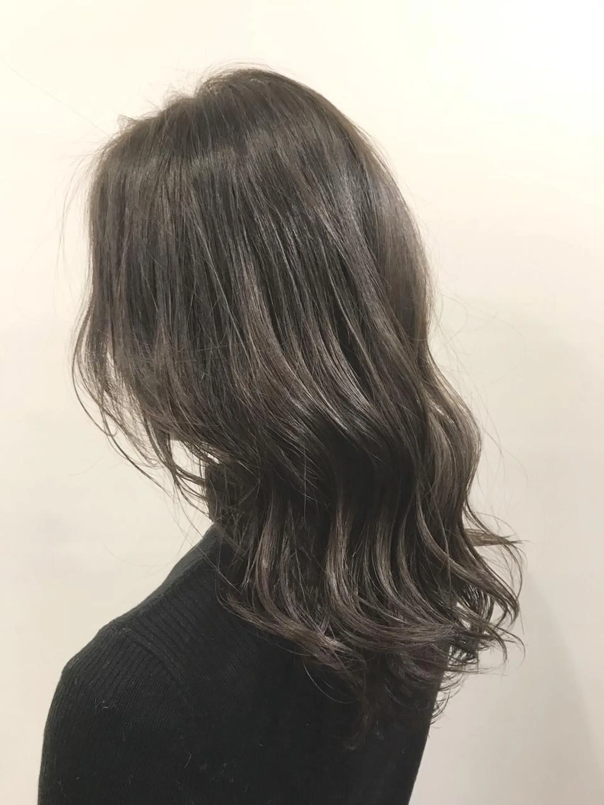 セミロング カラー カット ヘアカラー トリートメント noa.所属・noa. 高橋タツヤのヘアスタイル