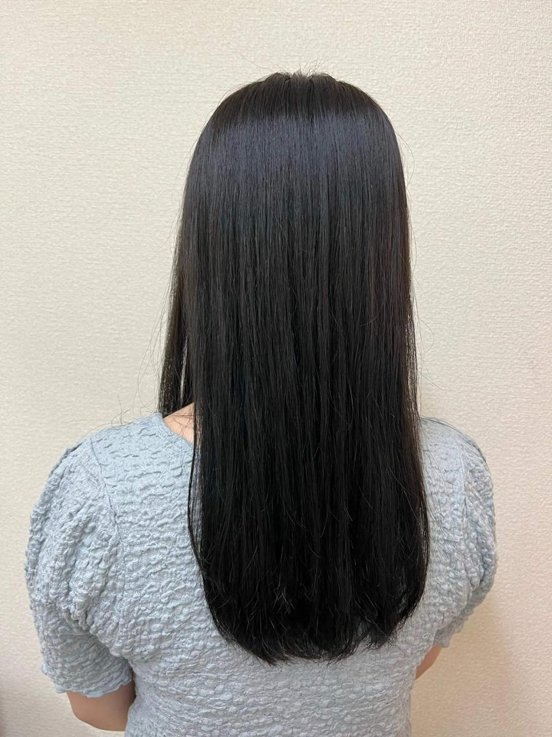 ロング カラー 吉村 美咲のヘアスタイル