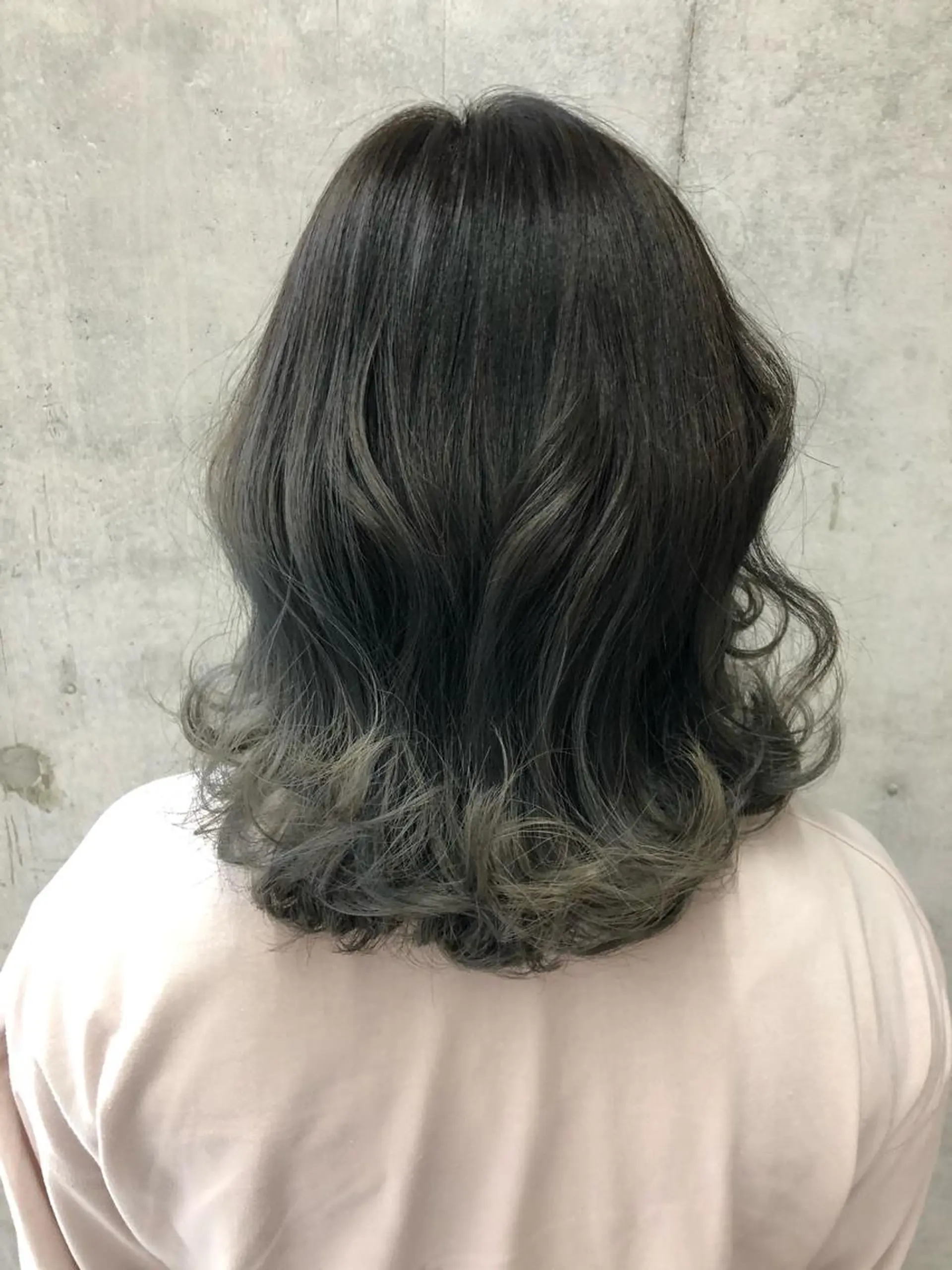 セミロング ヘアカラー Reve Resort池袋のヘアスタイル
