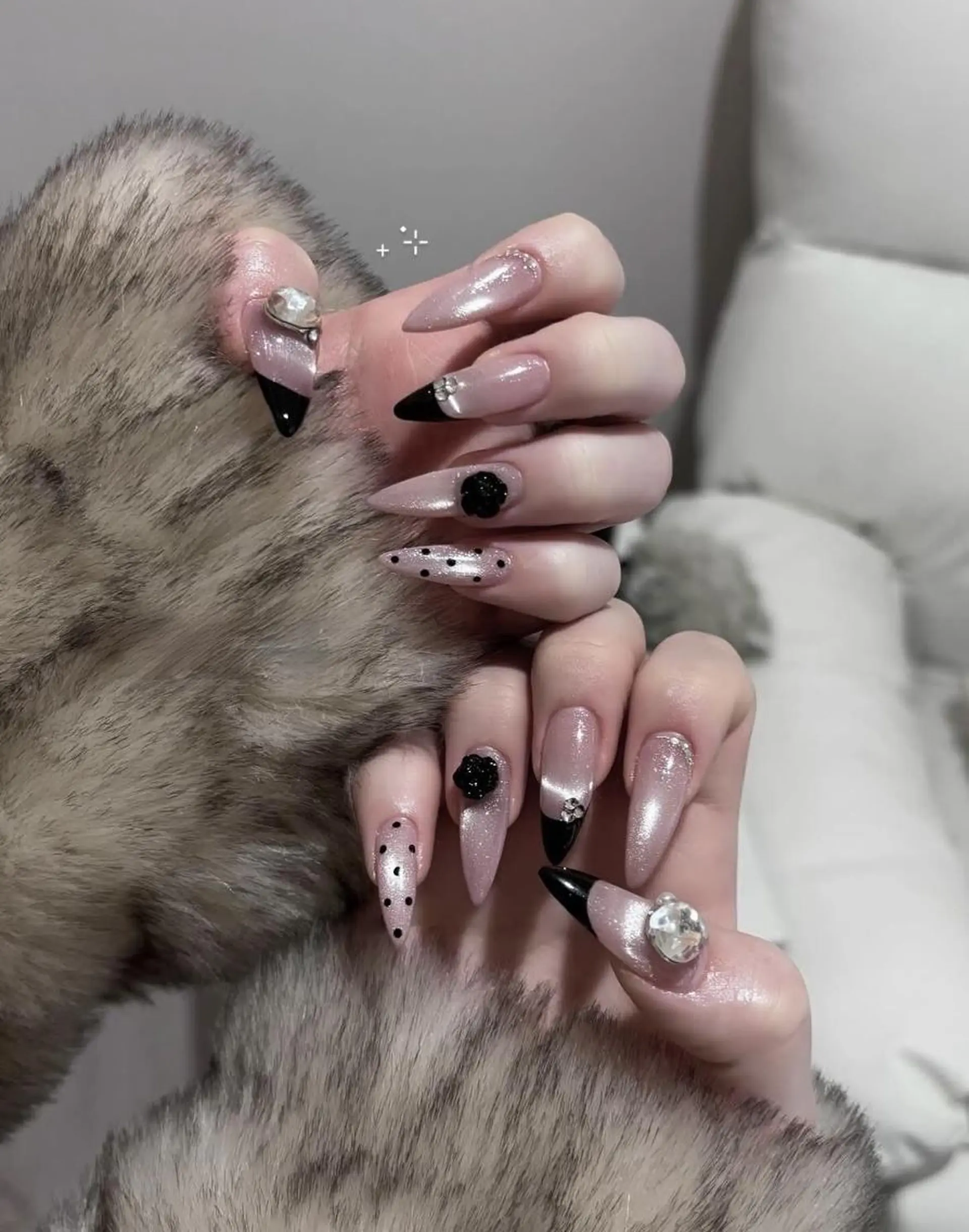 ネイル 長さ出し フレンチネイル グラデーション 卒業式 マグネットネイル ハンドネイル MIHANA NAILのネイルデザイン