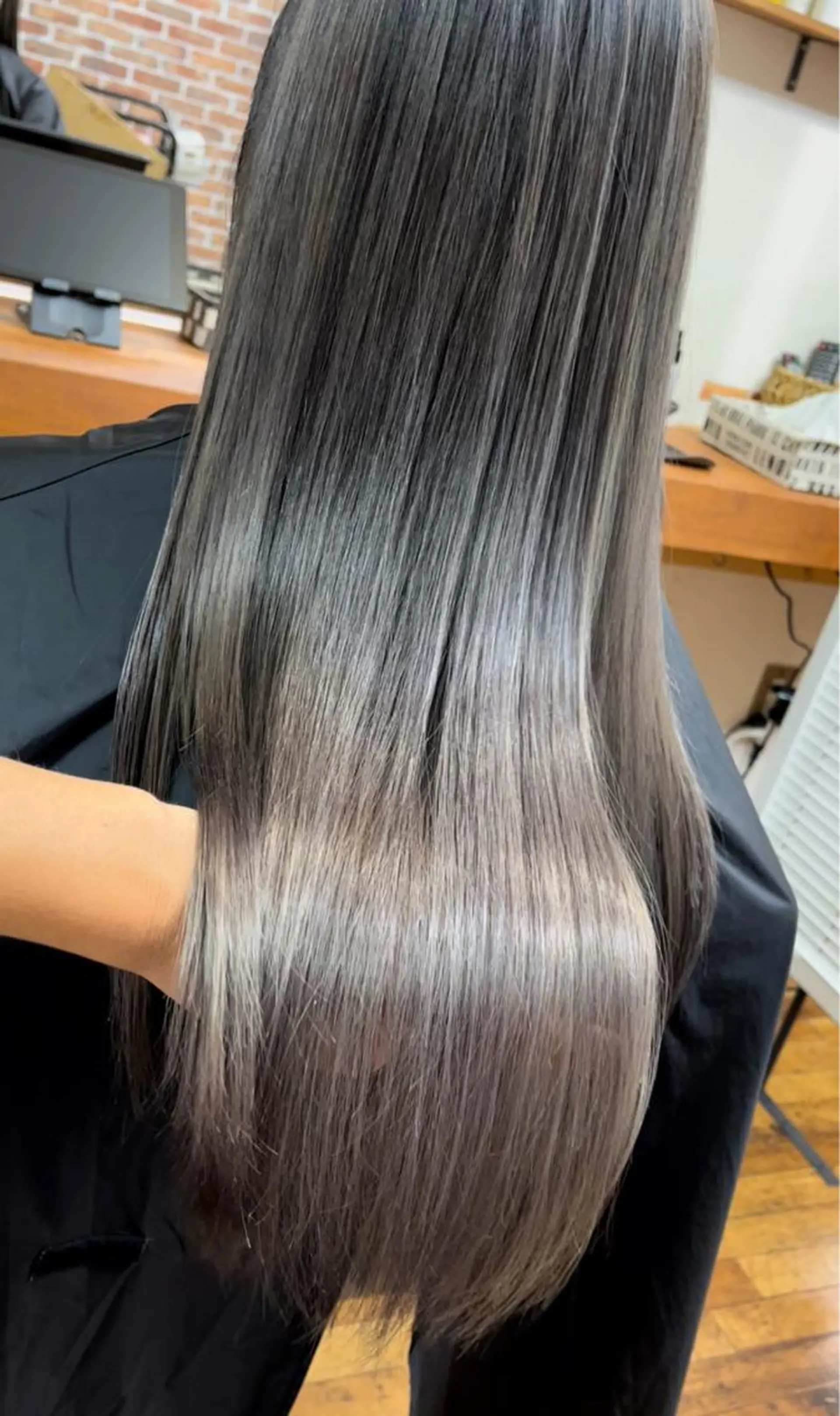 ロング さいとう つかさのヘアスタイル