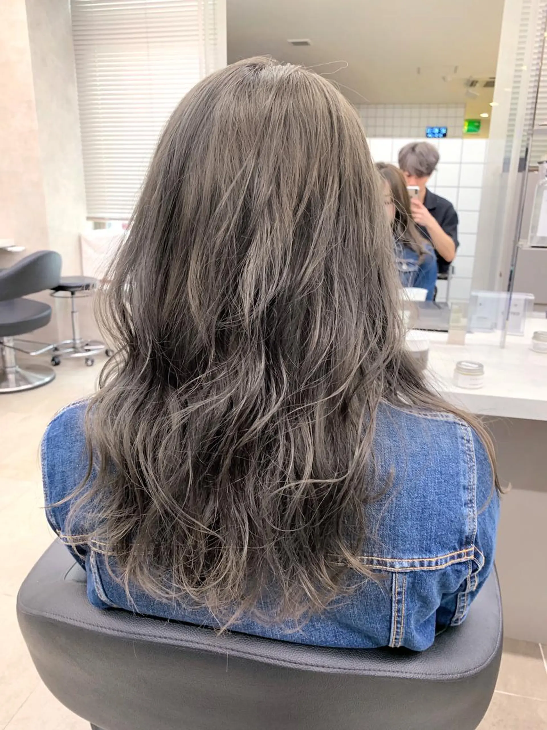 ミディアム カラー カット ヘアカラー ヘアセット 柔らかbeige モトキのヘアスタイル