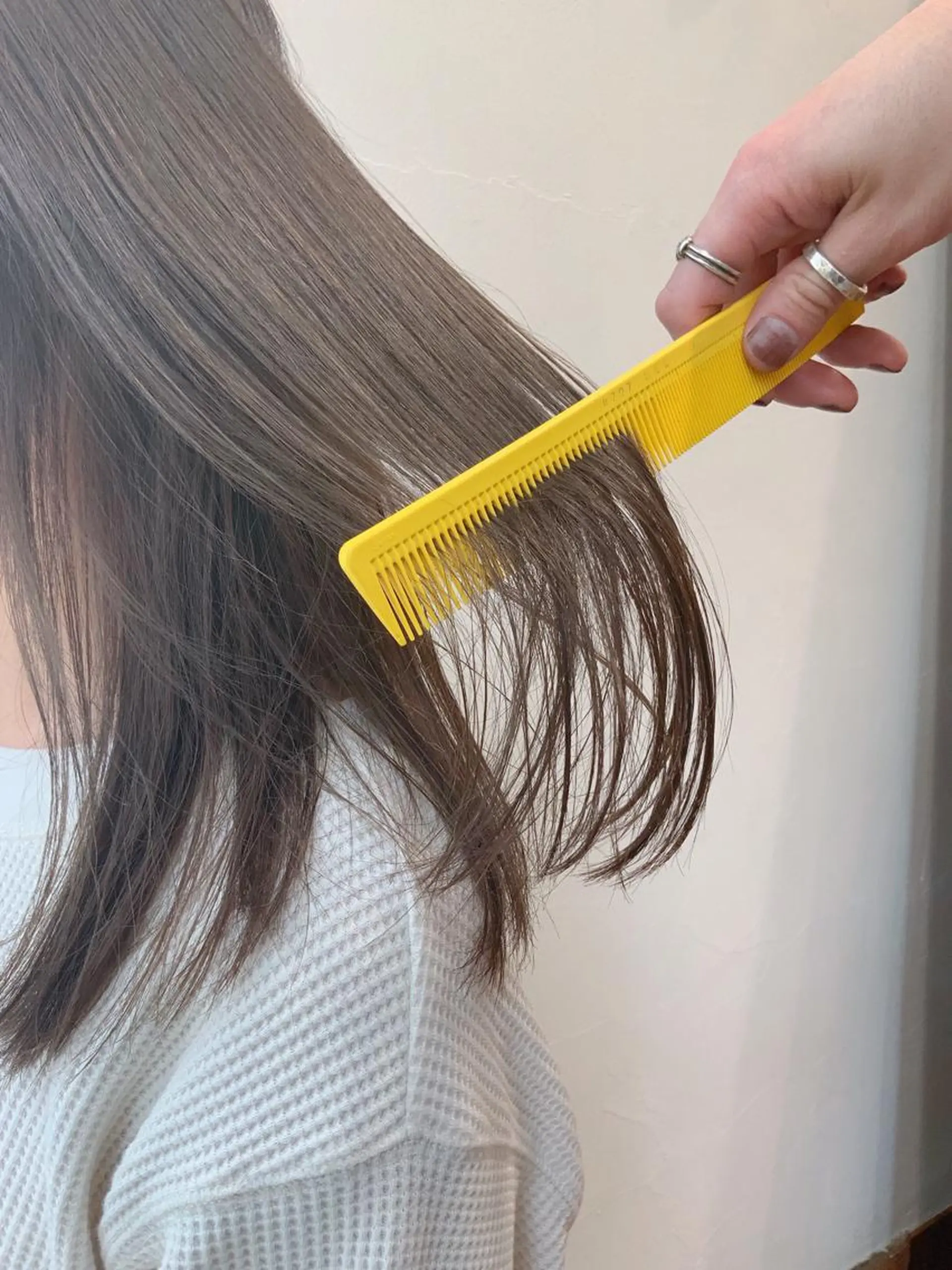 ミディアム カラー ベージュカラー カット特化柏駅 徒歩3分LOUのヘアスタイル