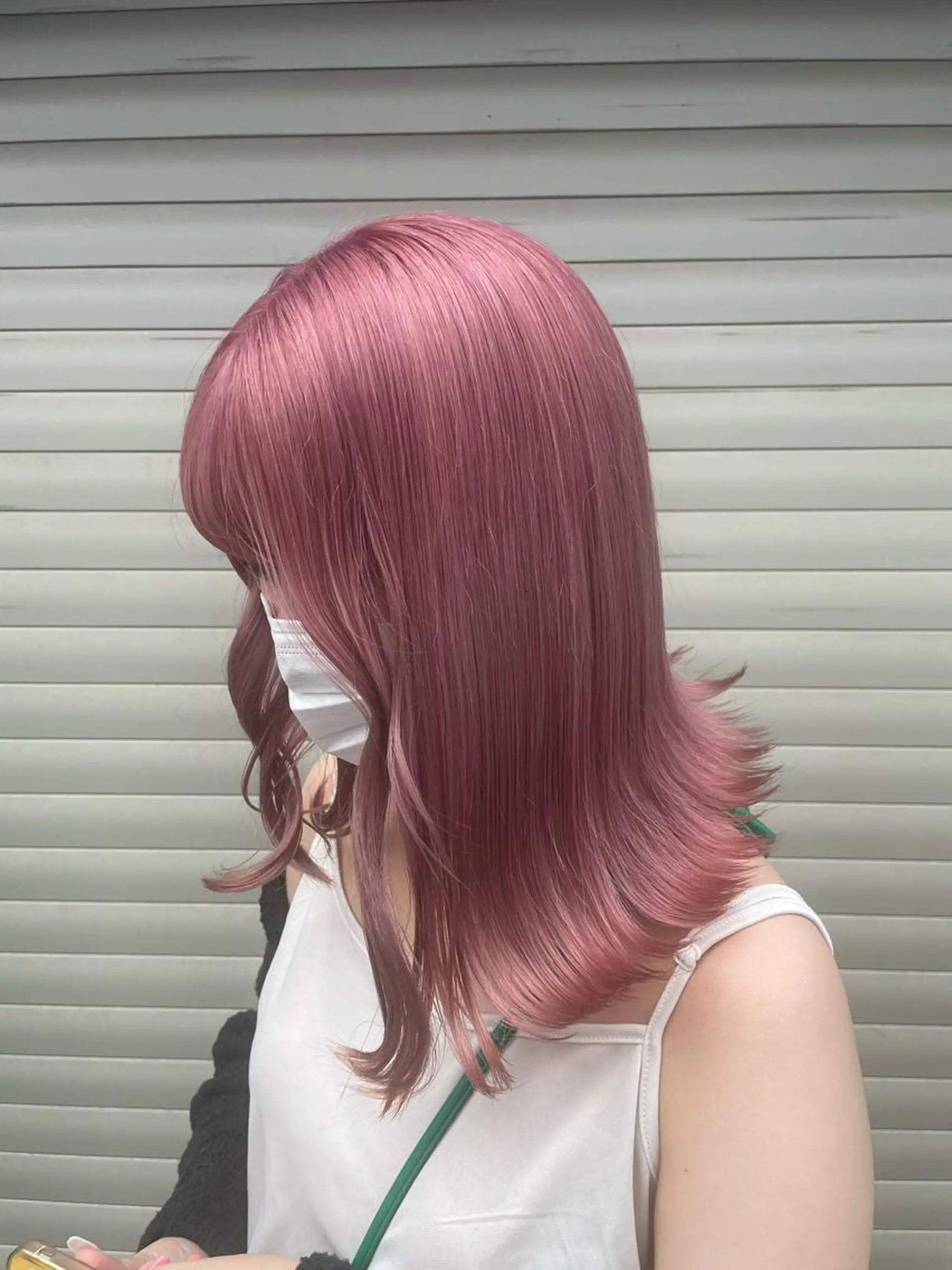 ミディアム カラー ハイトーンカラー ピンクカラー ブリーチ/レイヤー 💙ayame💙のヘアスタイル