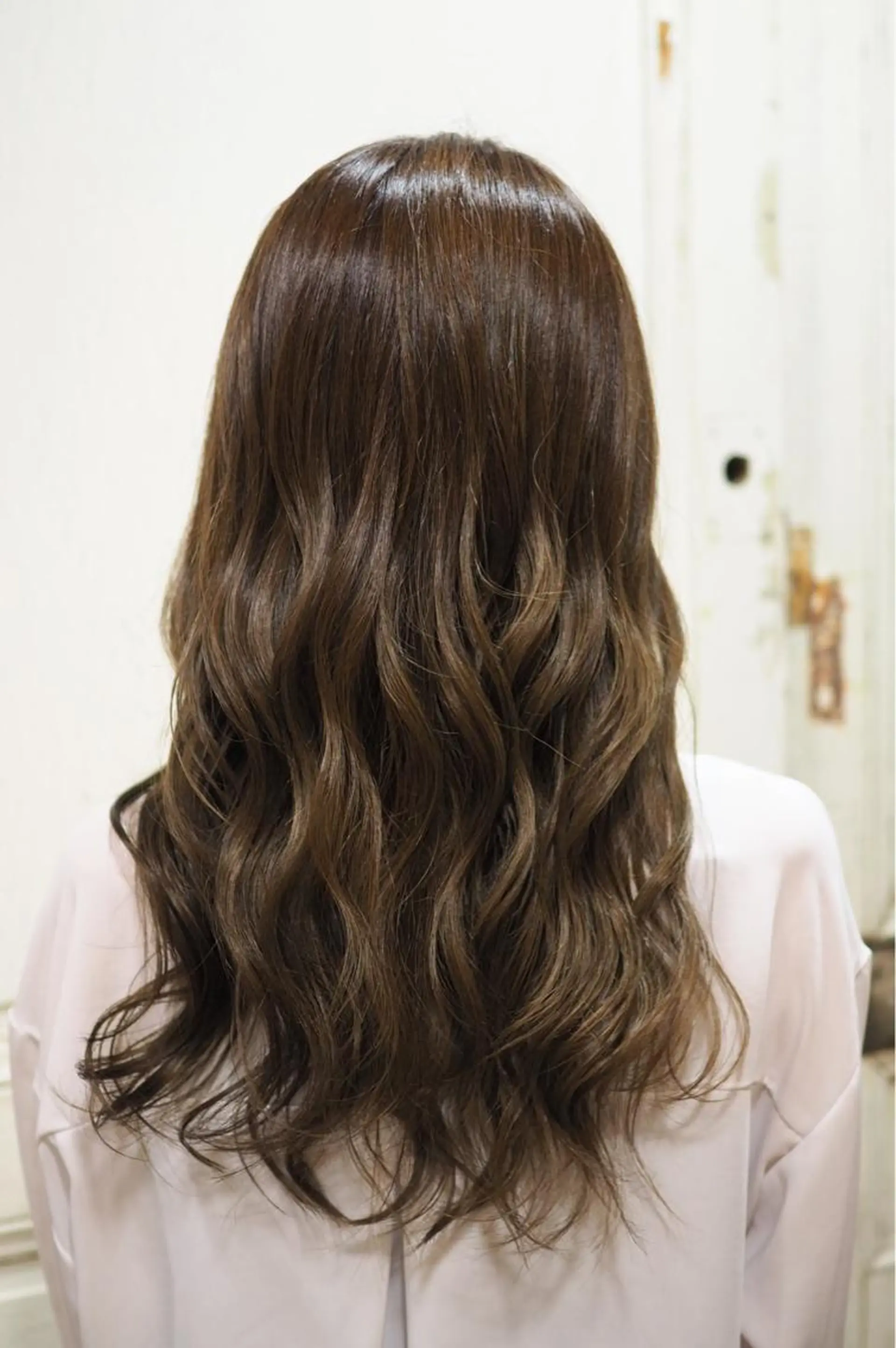 セミロング 難波 茜のヘアスタイル