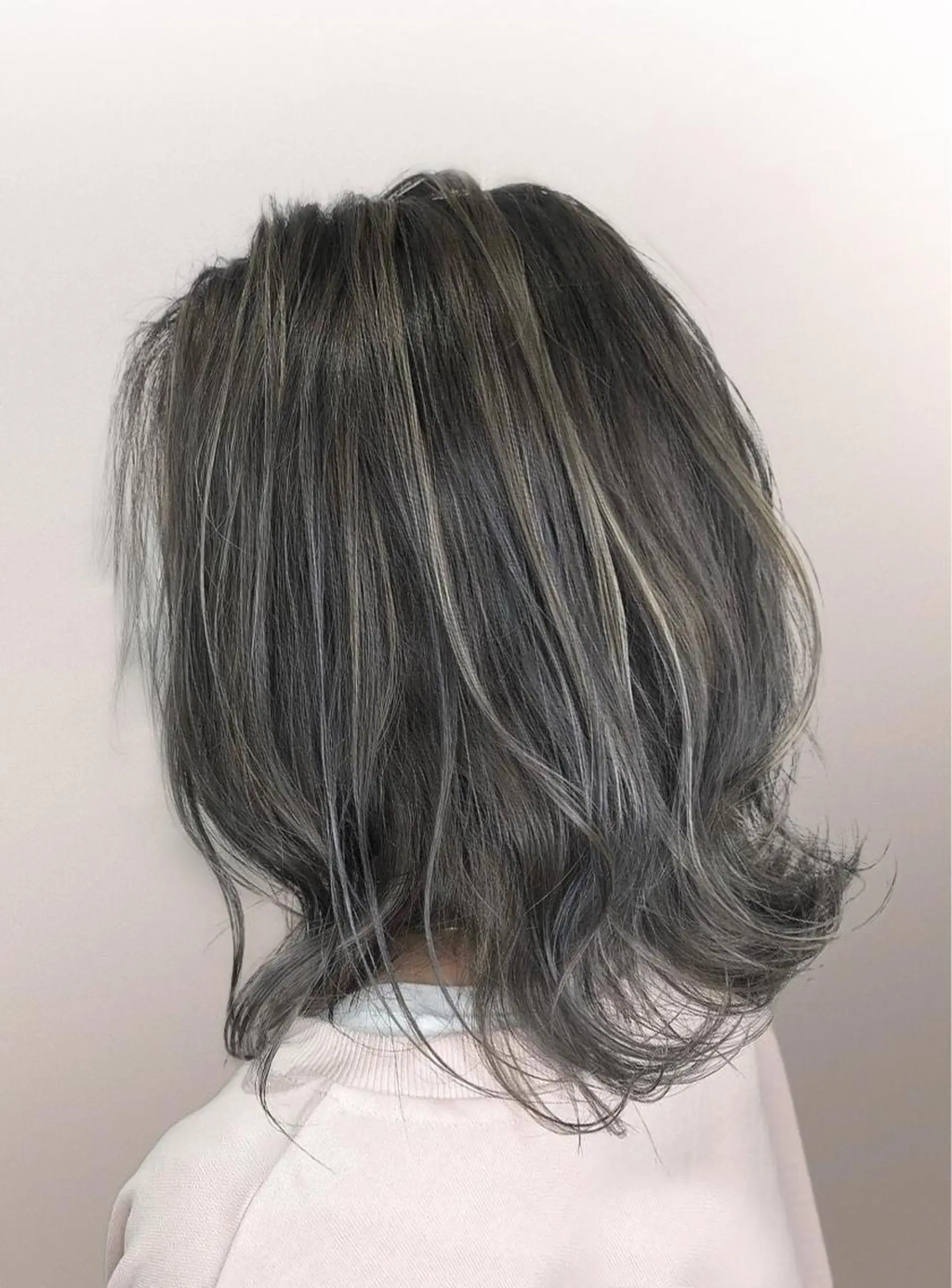 ミディアム カラー ヘアカラー トリートメント 🌈艶カラー× メンズパーマ永埜🌈のヘアスタイル