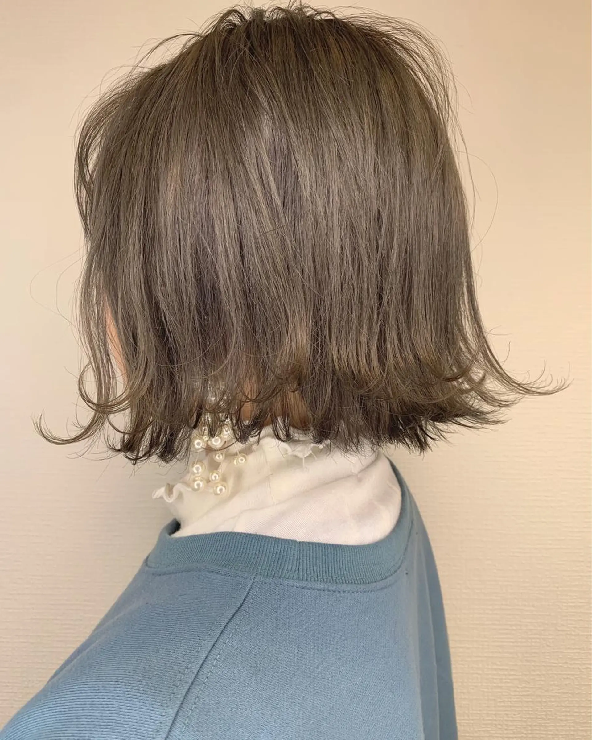 ショート 透明感/オリーブ/ グレージュ/YUKAのヘアスタイル