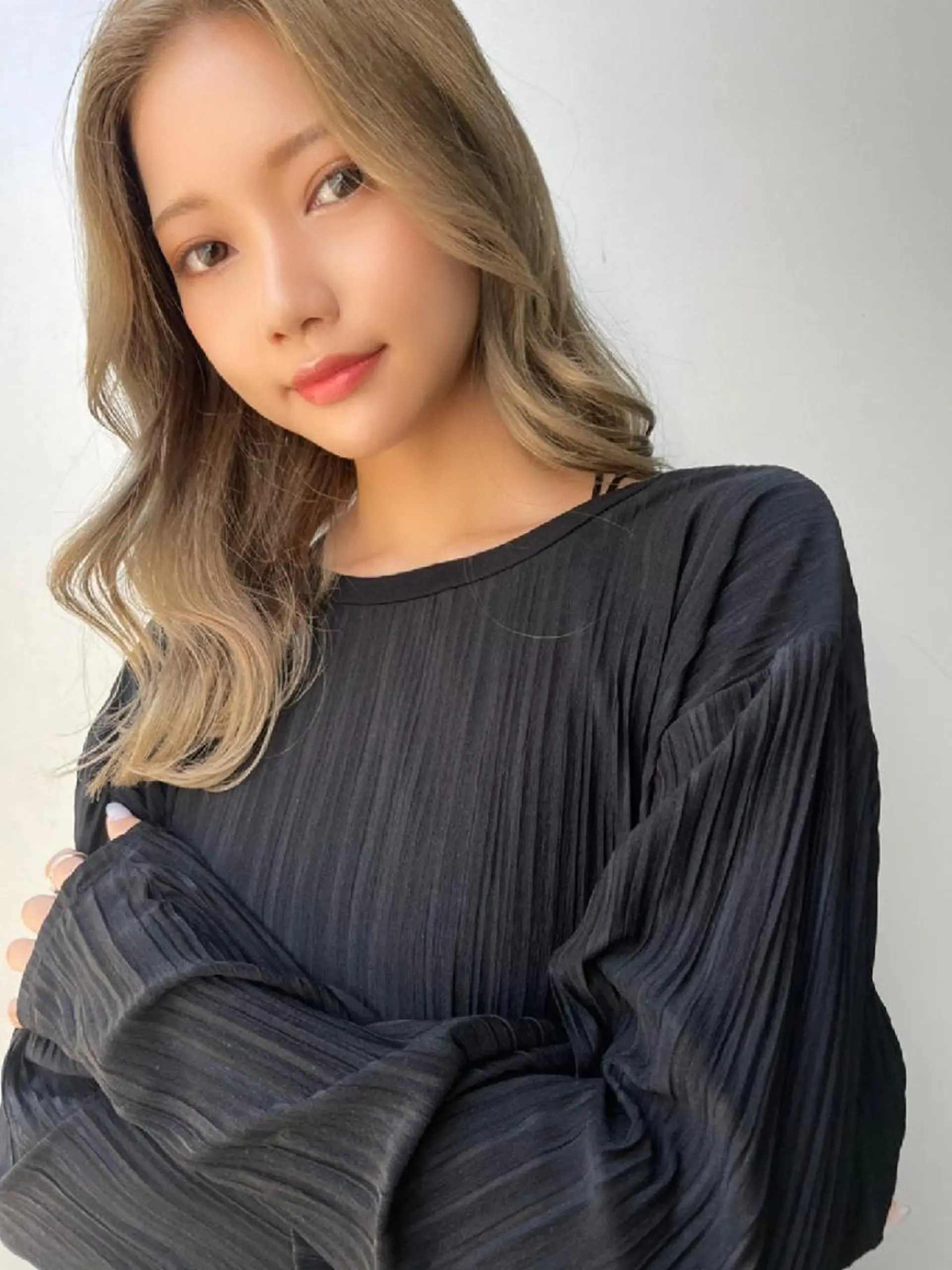 セミロング カラー ヘアアレンジ 透明感/レイヤー 🇰🇷tomonaのヘアスタイル