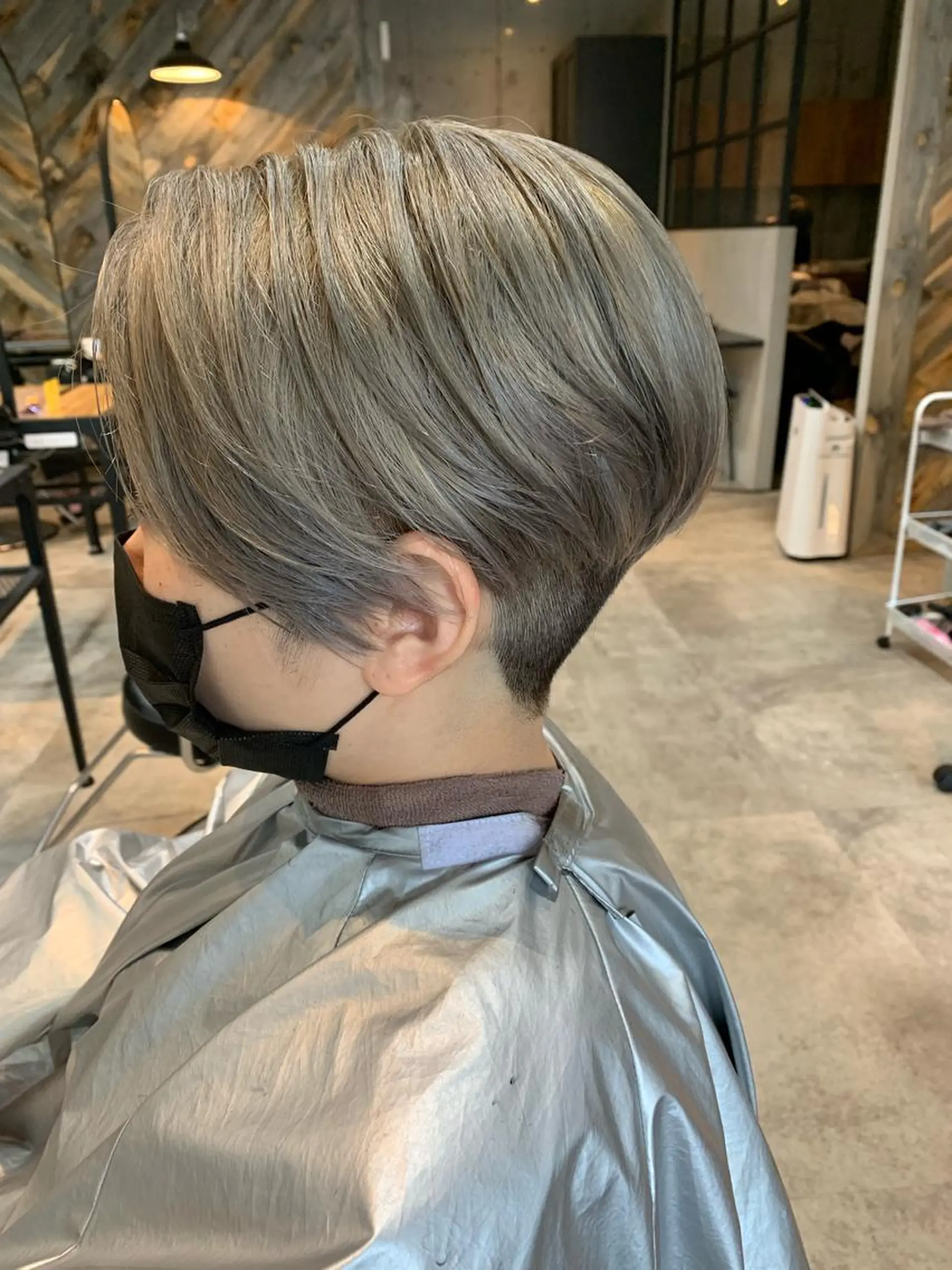 ショート カット ヘアカラー トリートメント 山本 みきのヘアスタイル