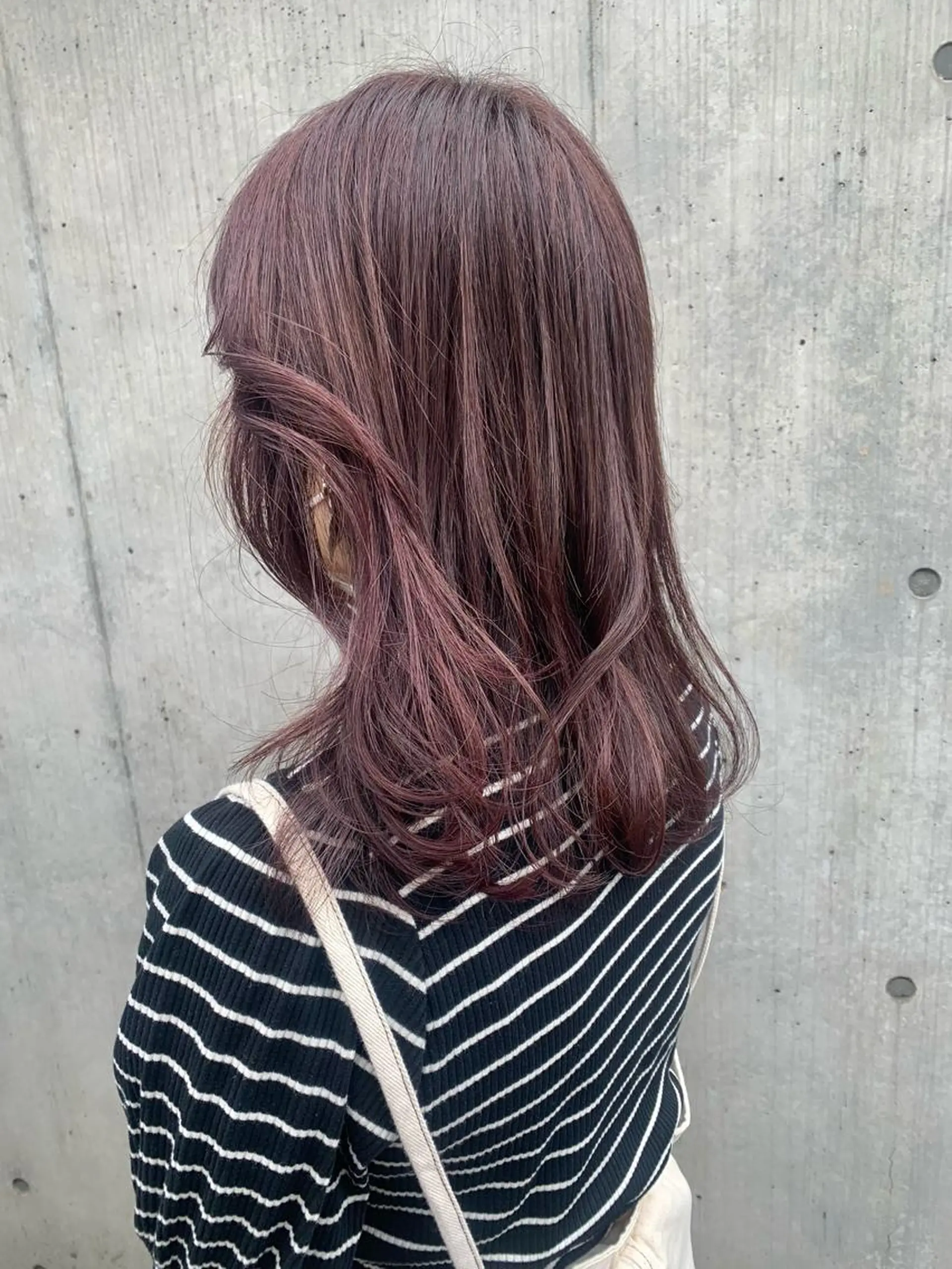 カラー ラベンダー/レイヤー スタイル🤎mamiのヘアスタイル