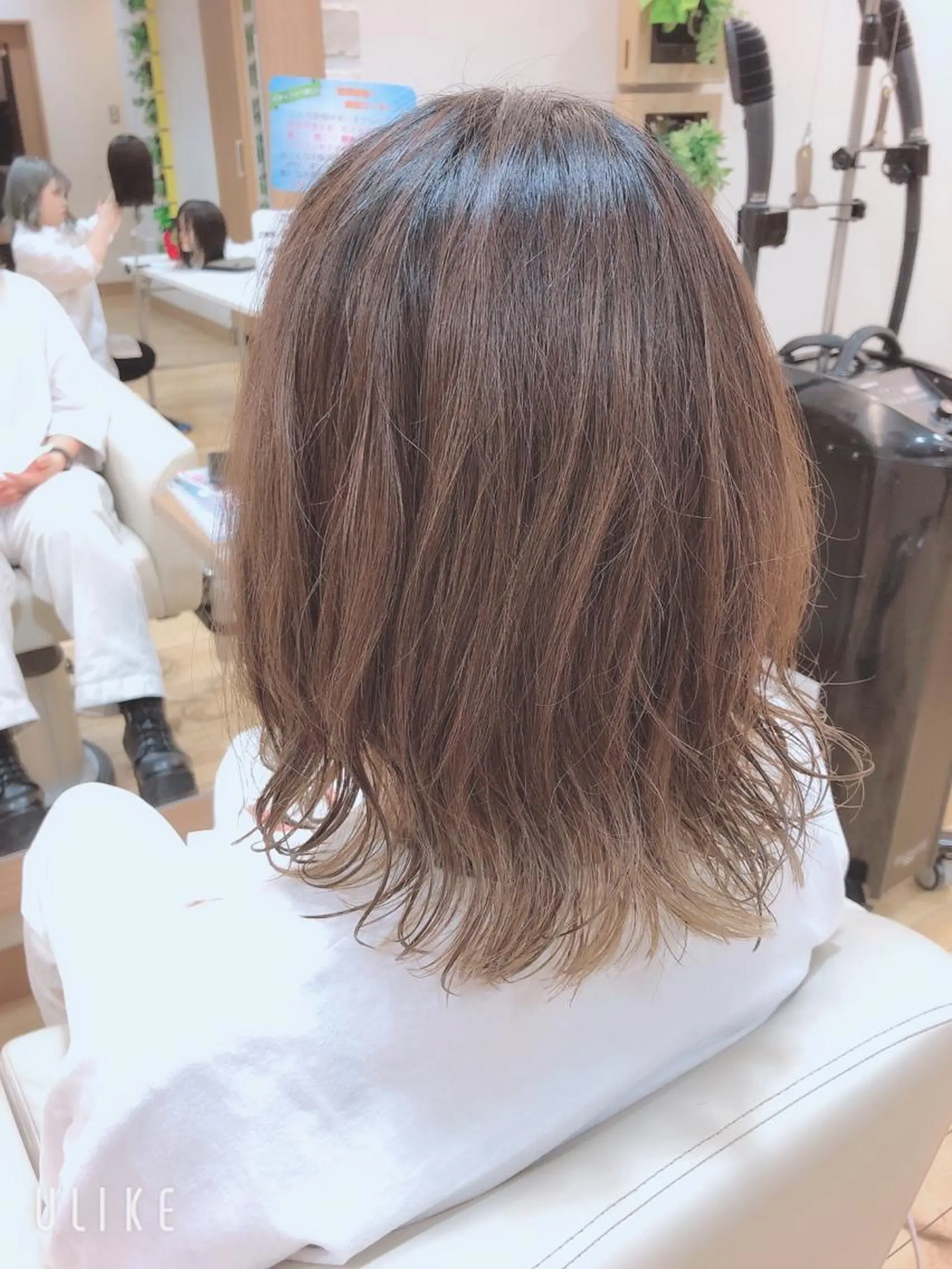 ミディアム ミディアムパーマ FAHREN-PURE所属・小鹿理紗 和光市のヘアスタイル