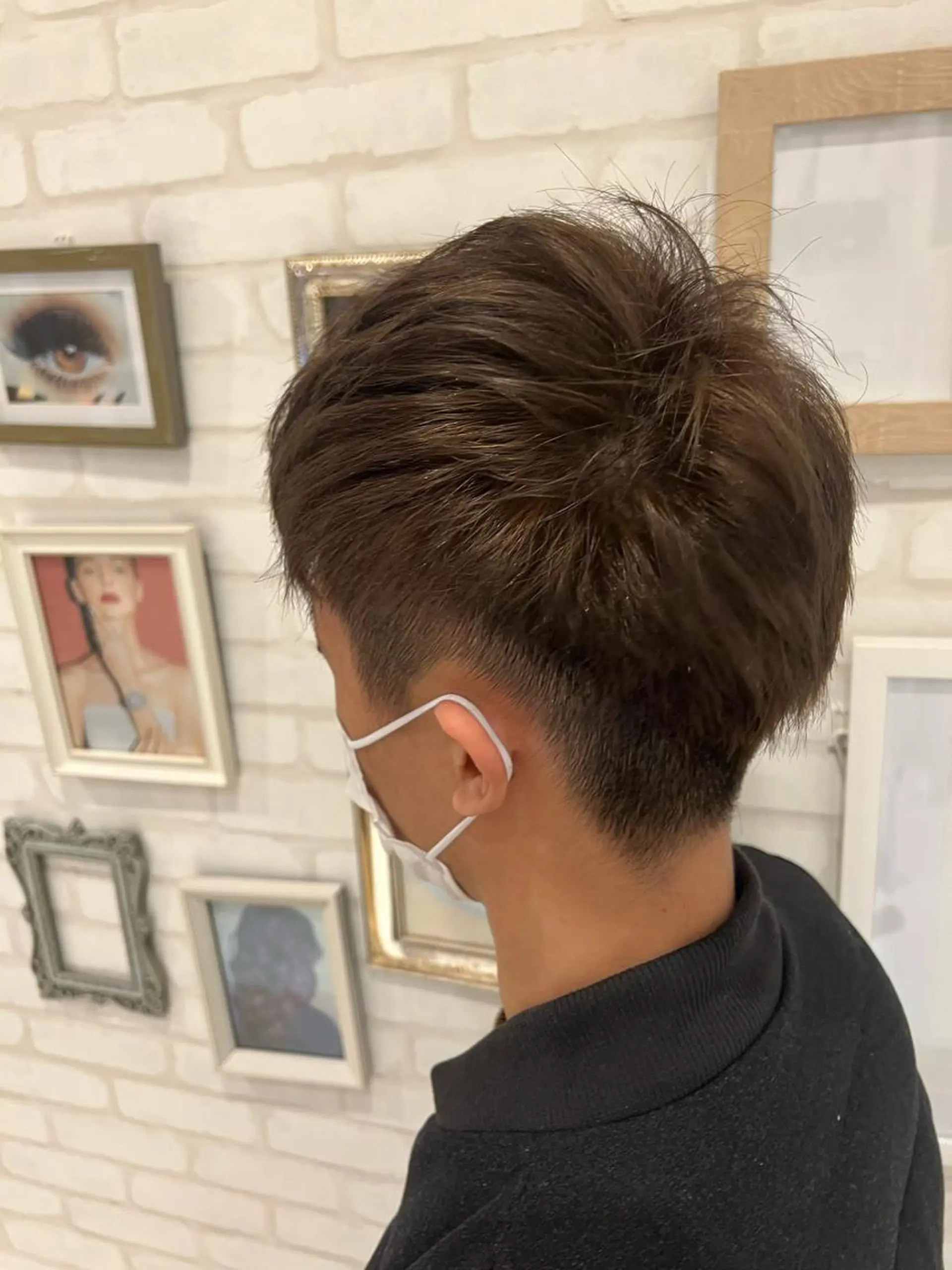 ショート カラー メンズ 石崎 真維のヘアスタイル