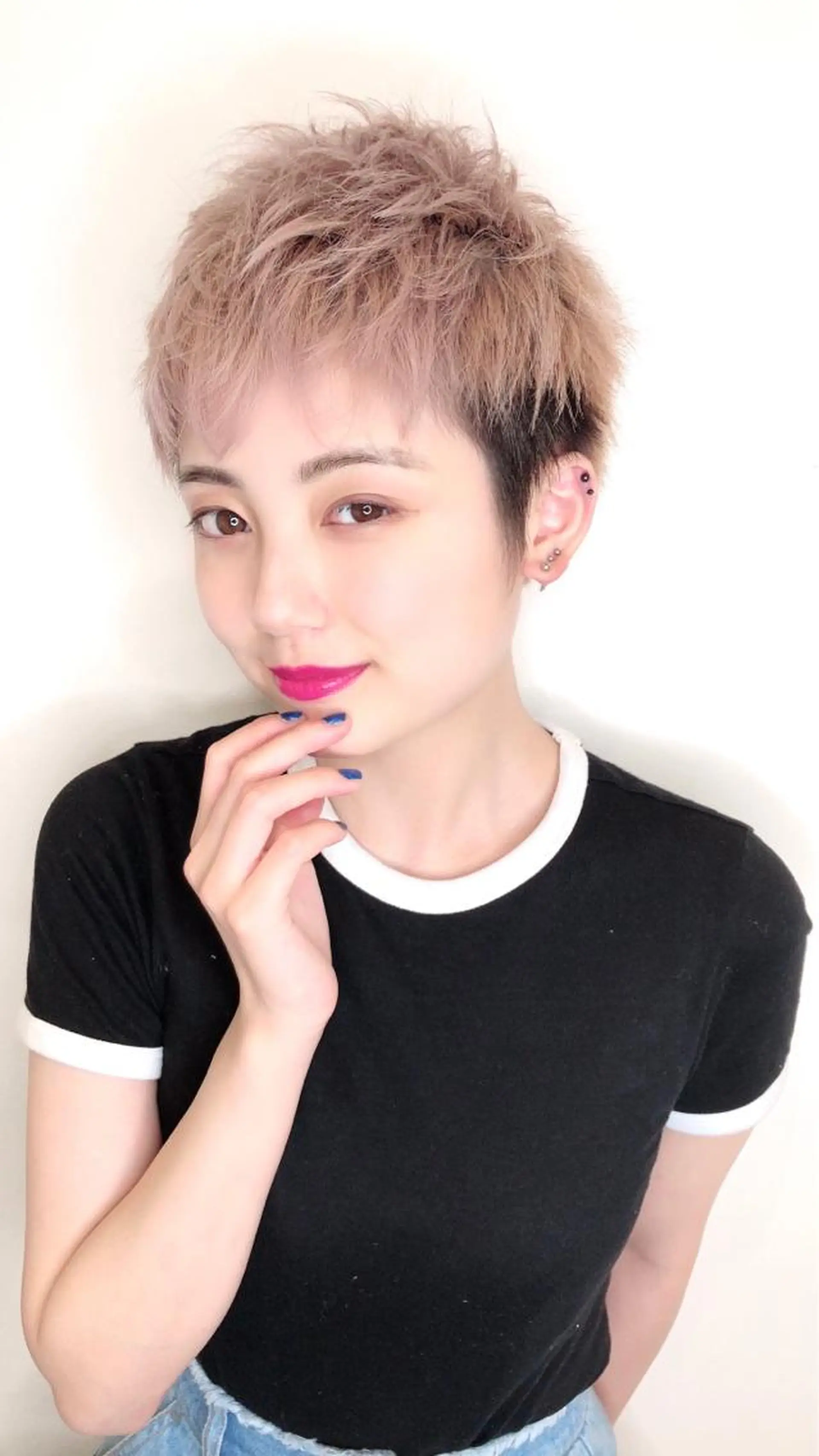 ショート ブリーチ/髪質改善 NYNY大久保のヘアスタイル