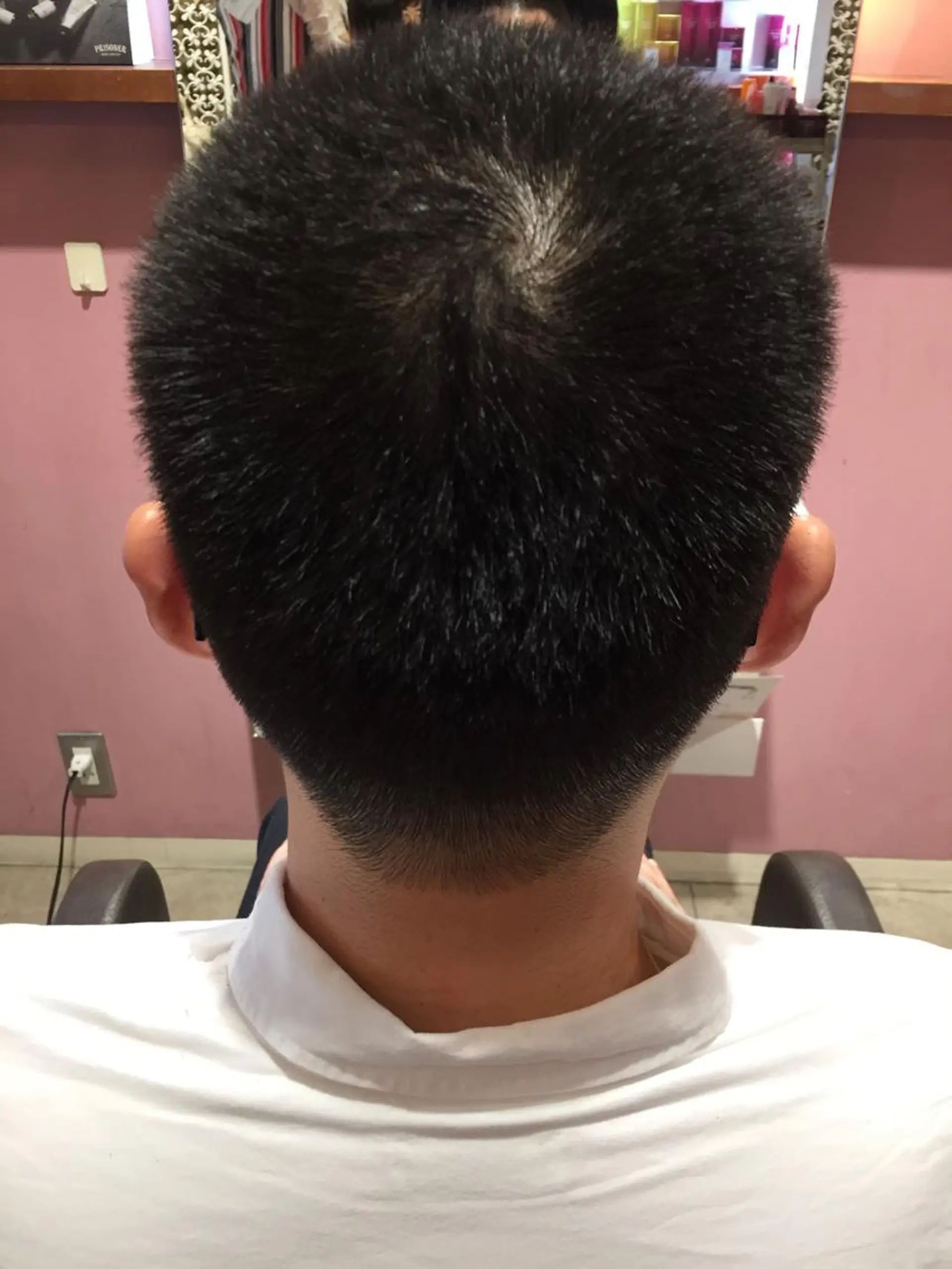 ショート メンズ 髪質改善/痛ませ ないカラー/西村航大のヘアスタイル