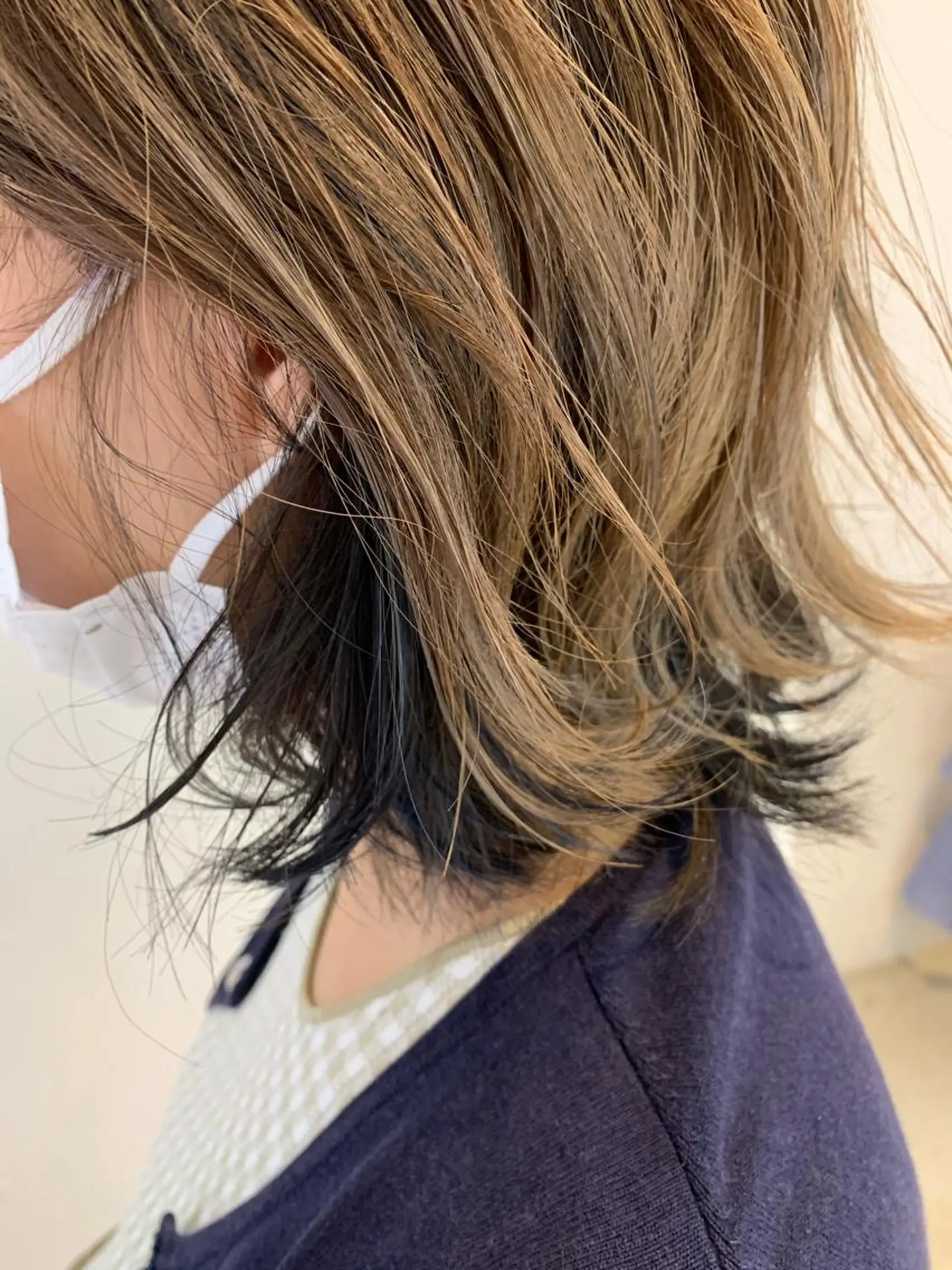 ミディアム カラー インナーカラー カット ヘアカラー 縮毛矯正 トリートメント eyelush color world庄内駅前所属・シールエクステ／豊中 吉田孝司のヘアスタイル